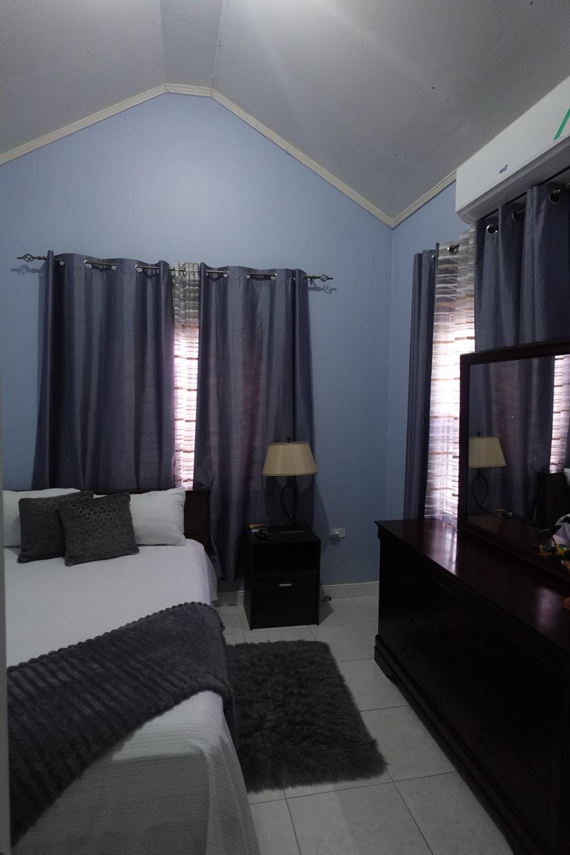 Cool & Cozy Retreat in Jacar Homes view 2