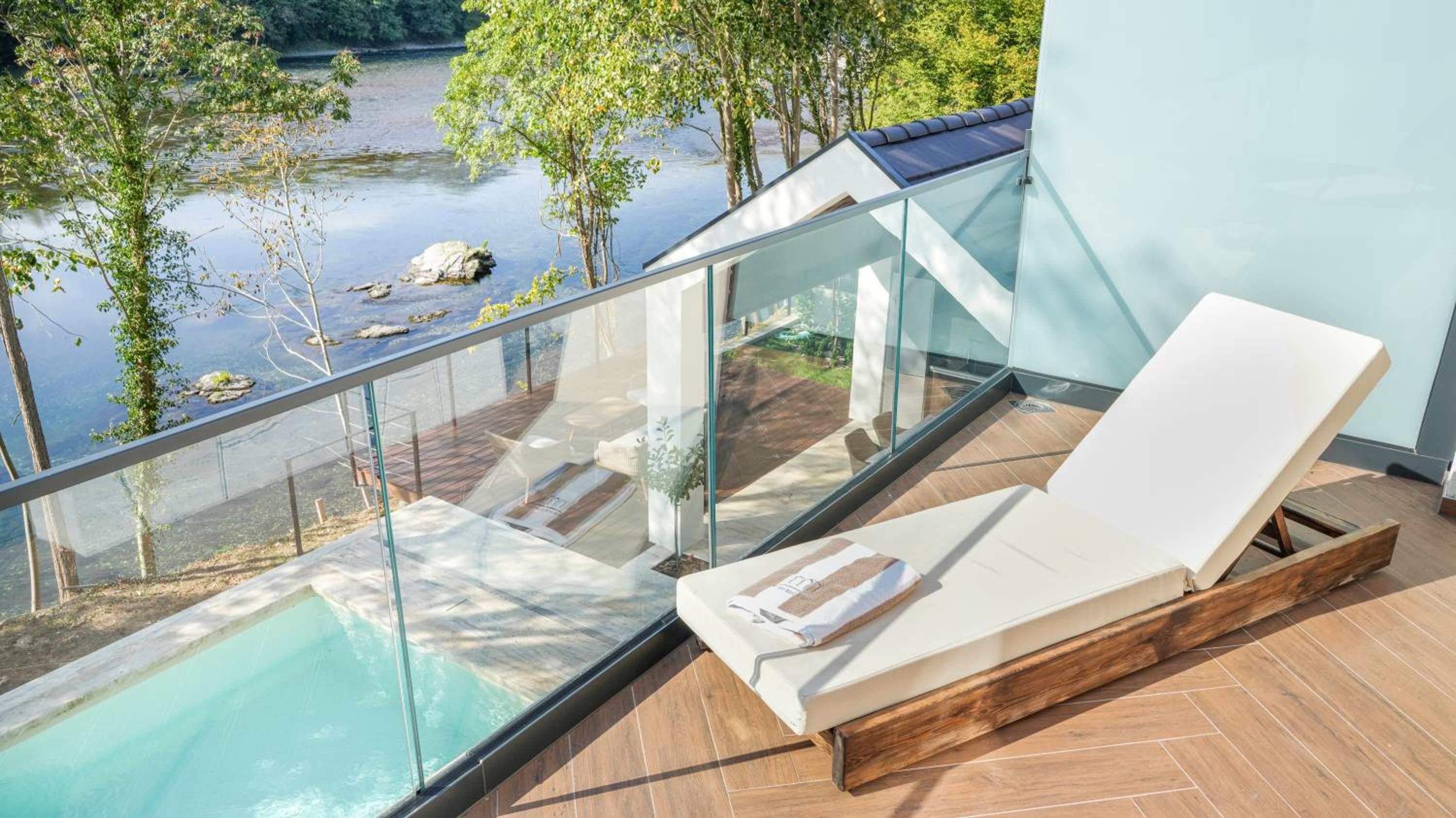 Riverfront Villas