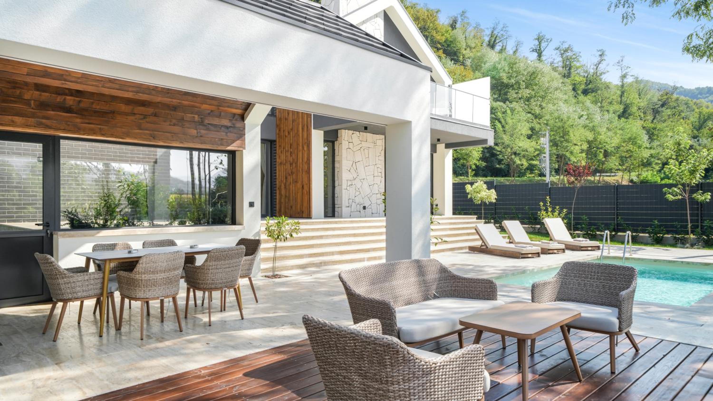 Riverfront Villas