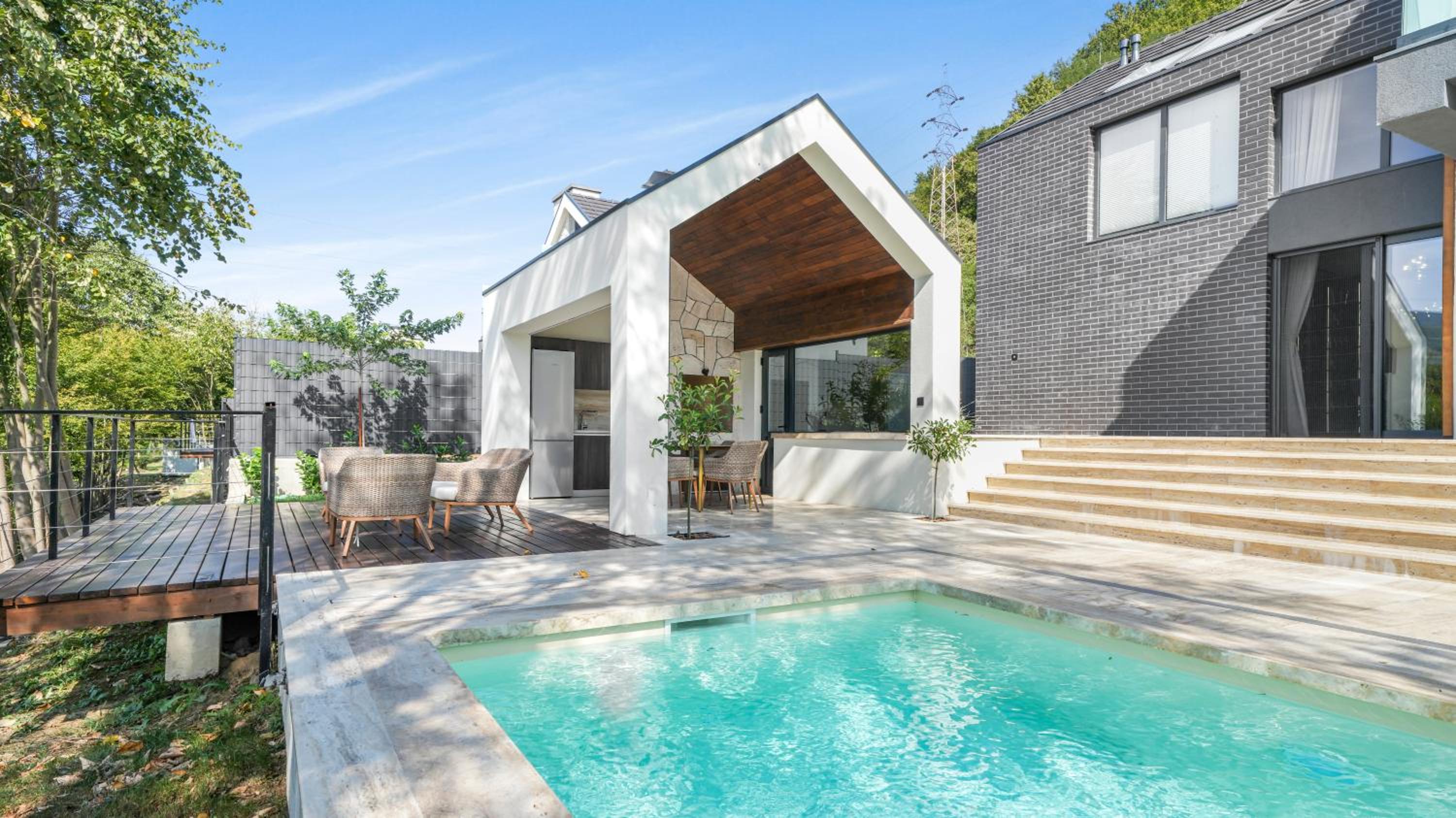 Riverfront Villas