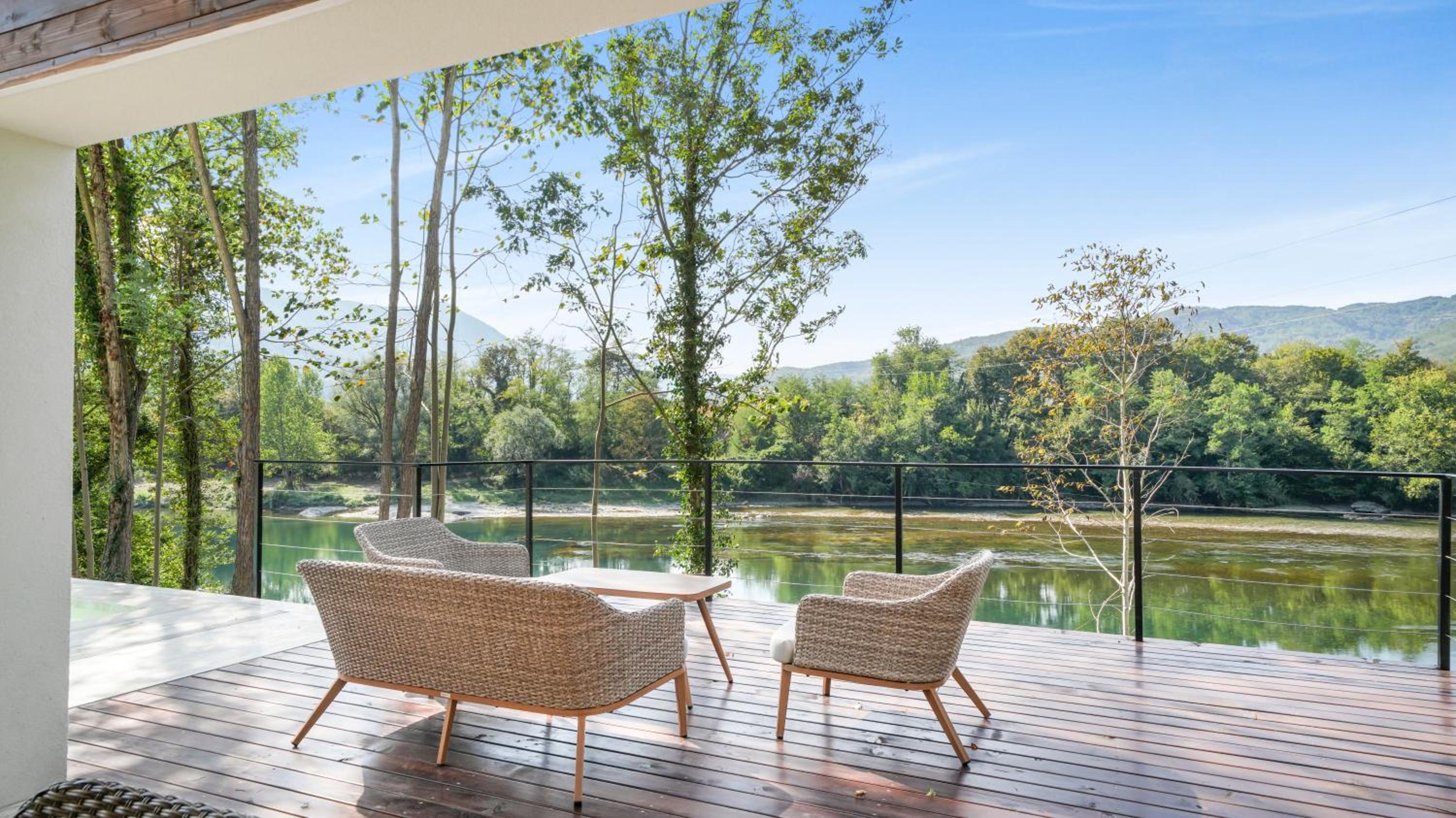Riverfront Villas