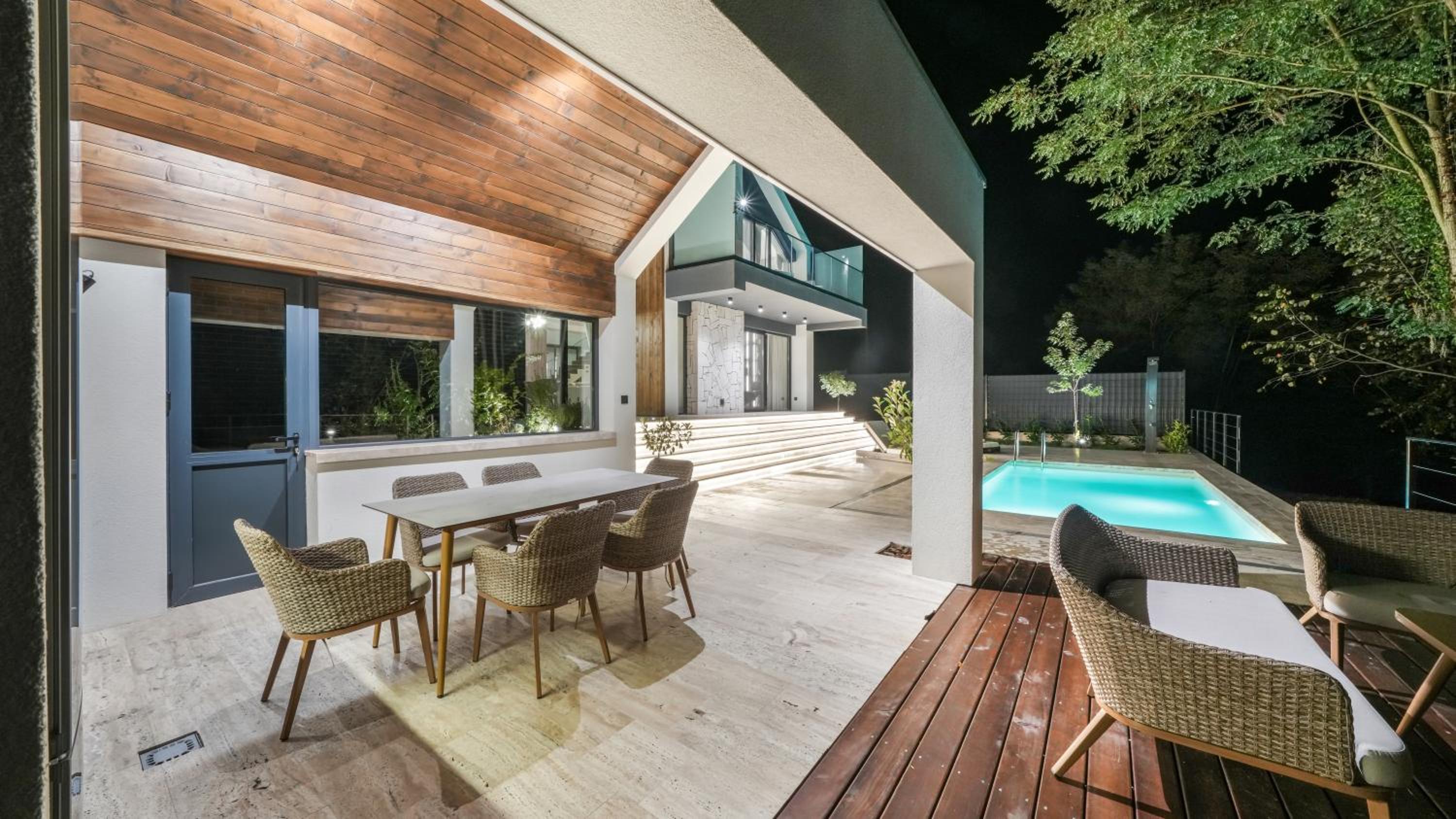 Riverfront Villas