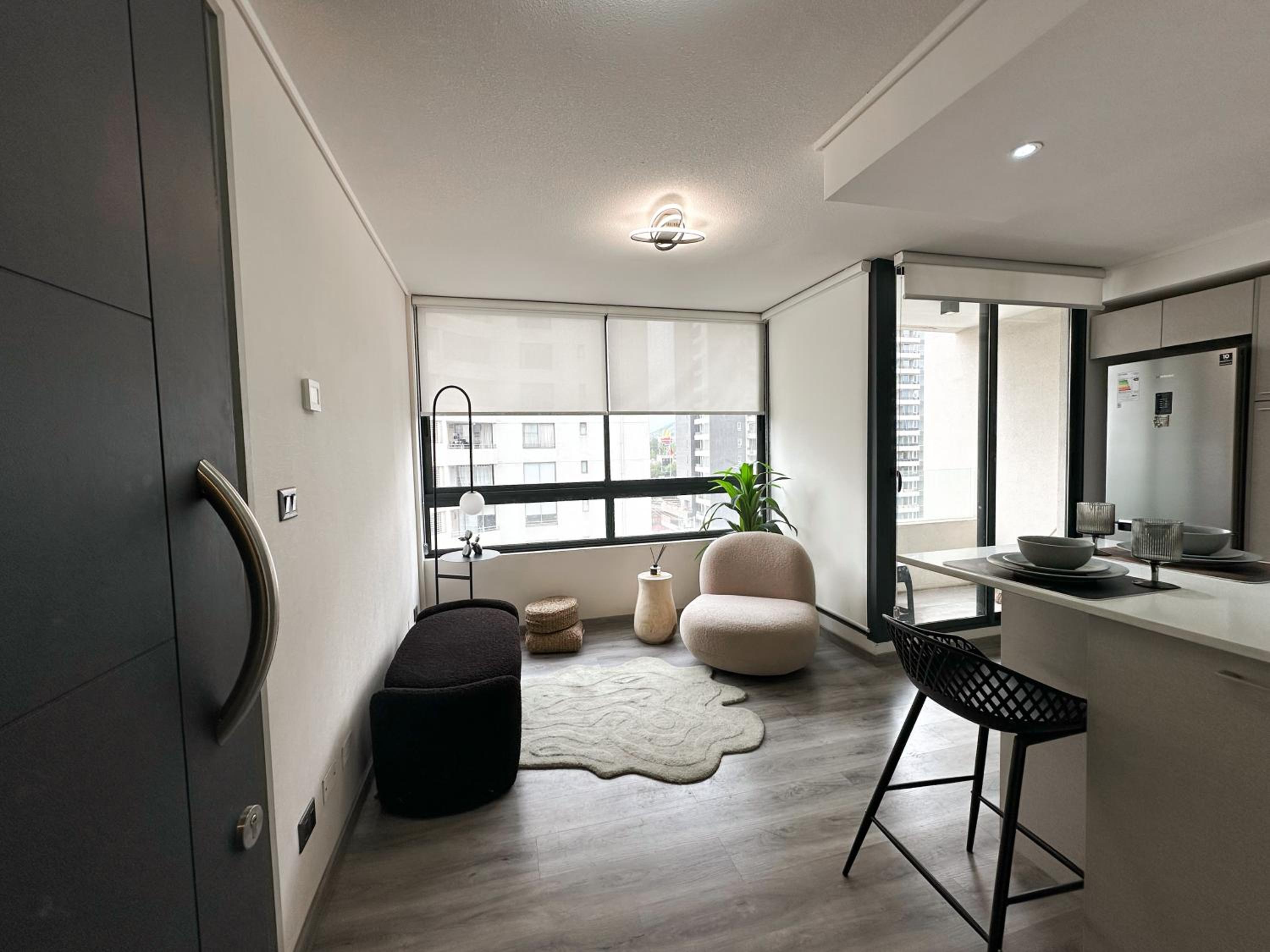 Work-Ready 1BR in Las Condes