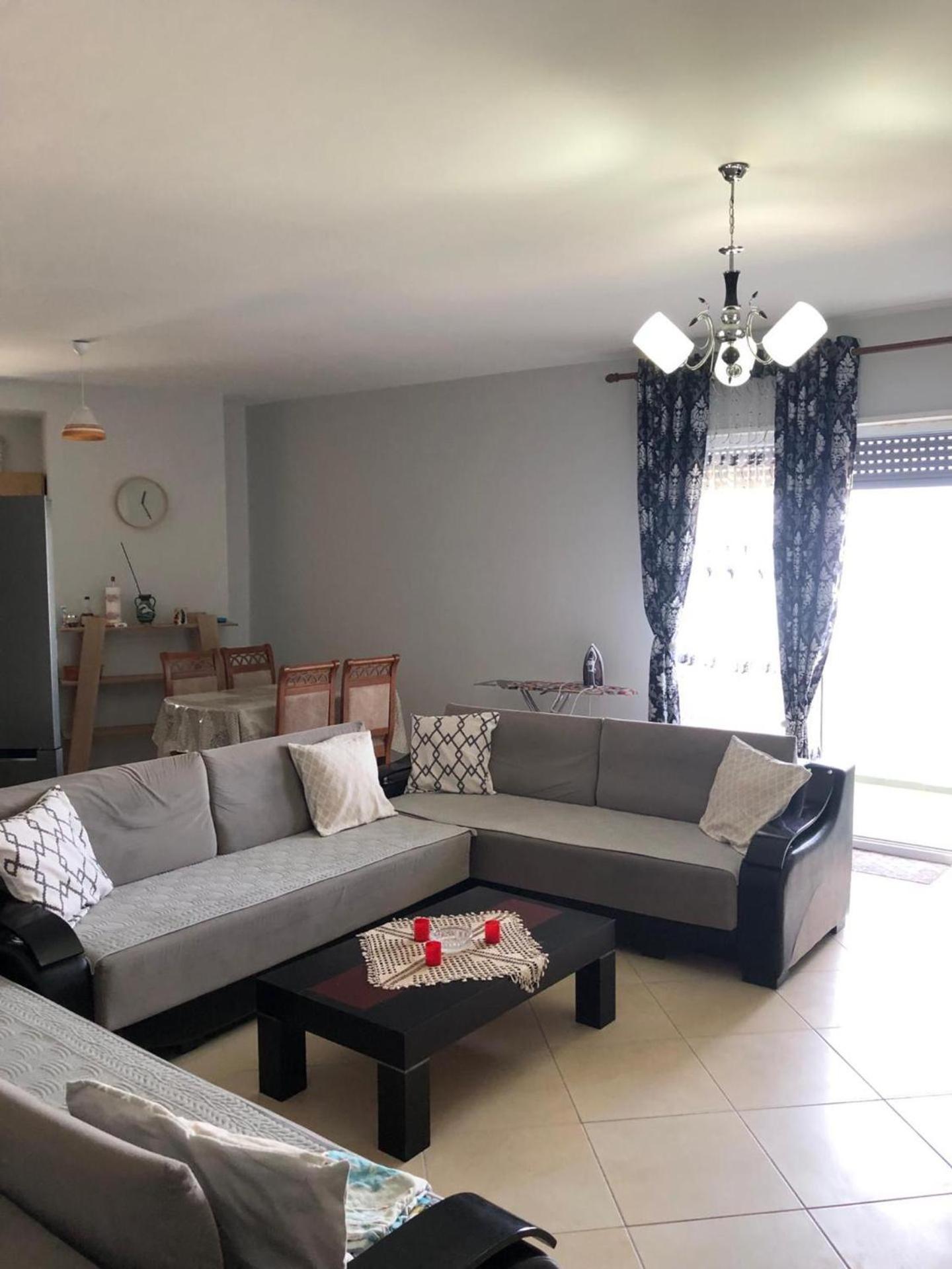 Beautiful 2 bedroom flat