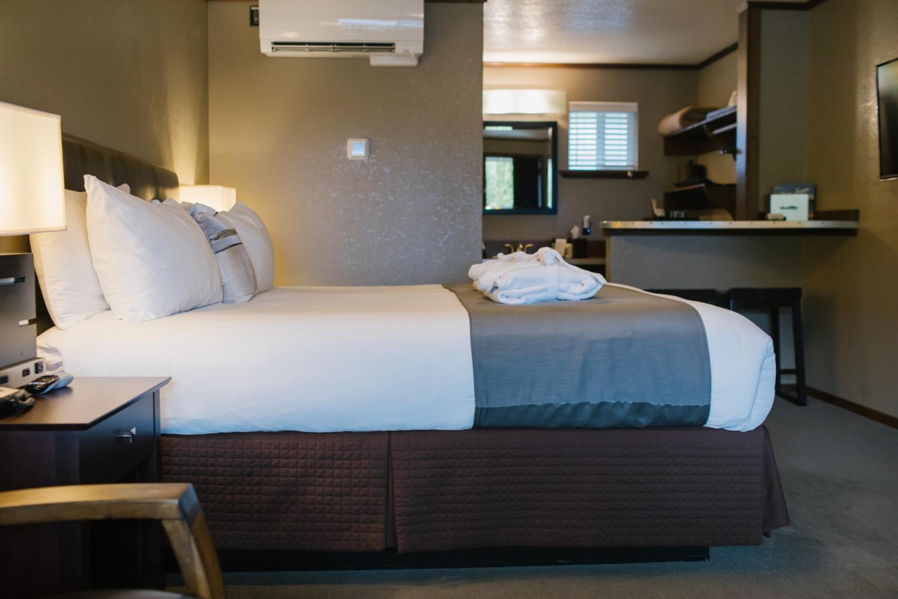 Earthbox Inn & Spa