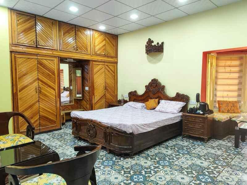 Paravyom homestay