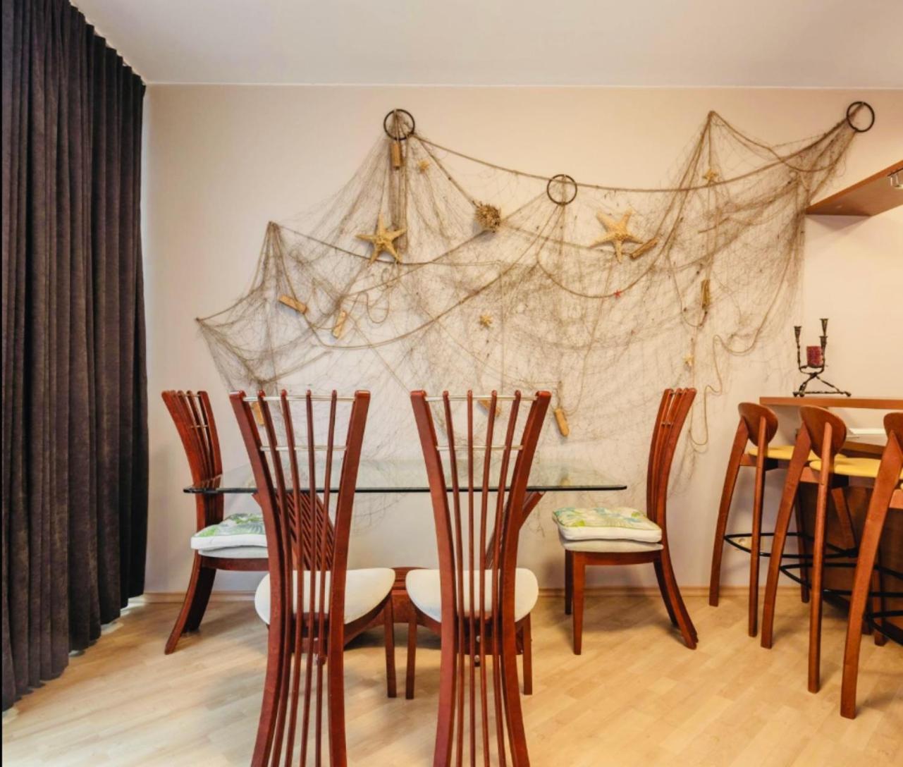 Apartamentai netoli juros view 2
