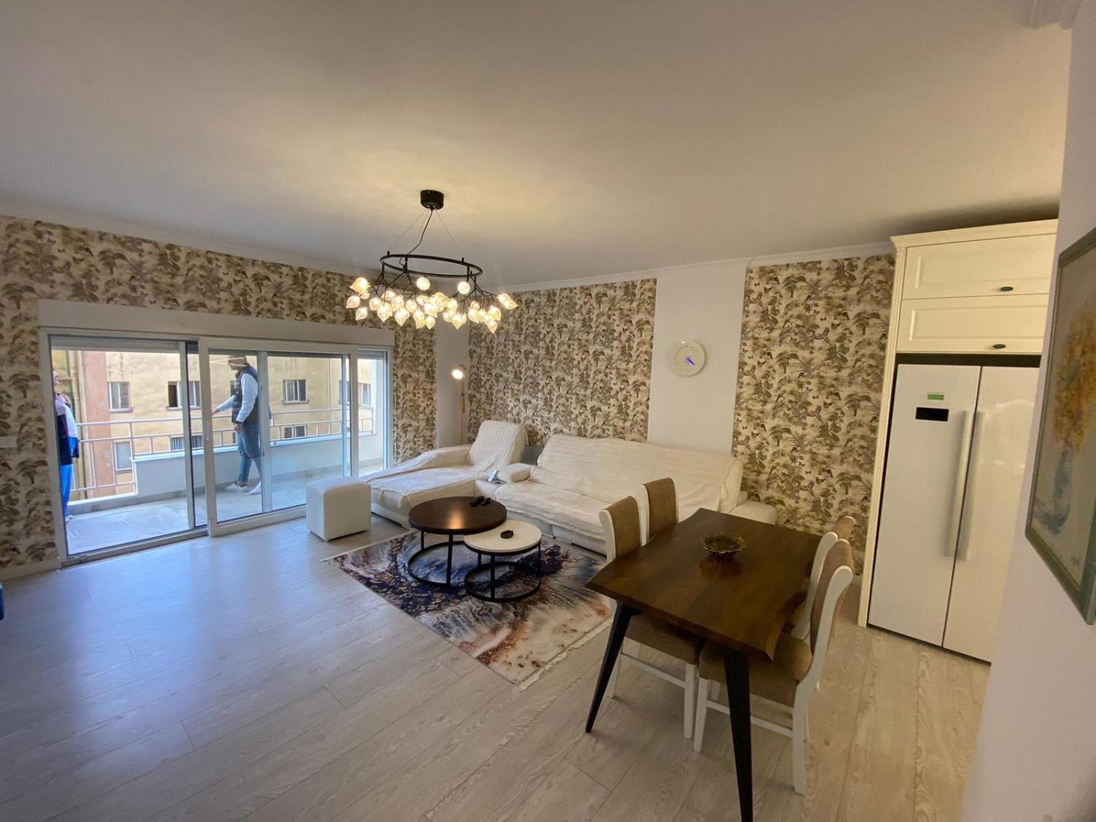 Apartment US Embassy photo 2