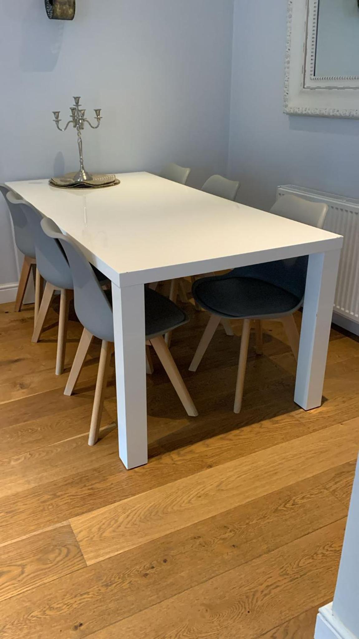 Three Bedroom Apartment by Beautiful Park
