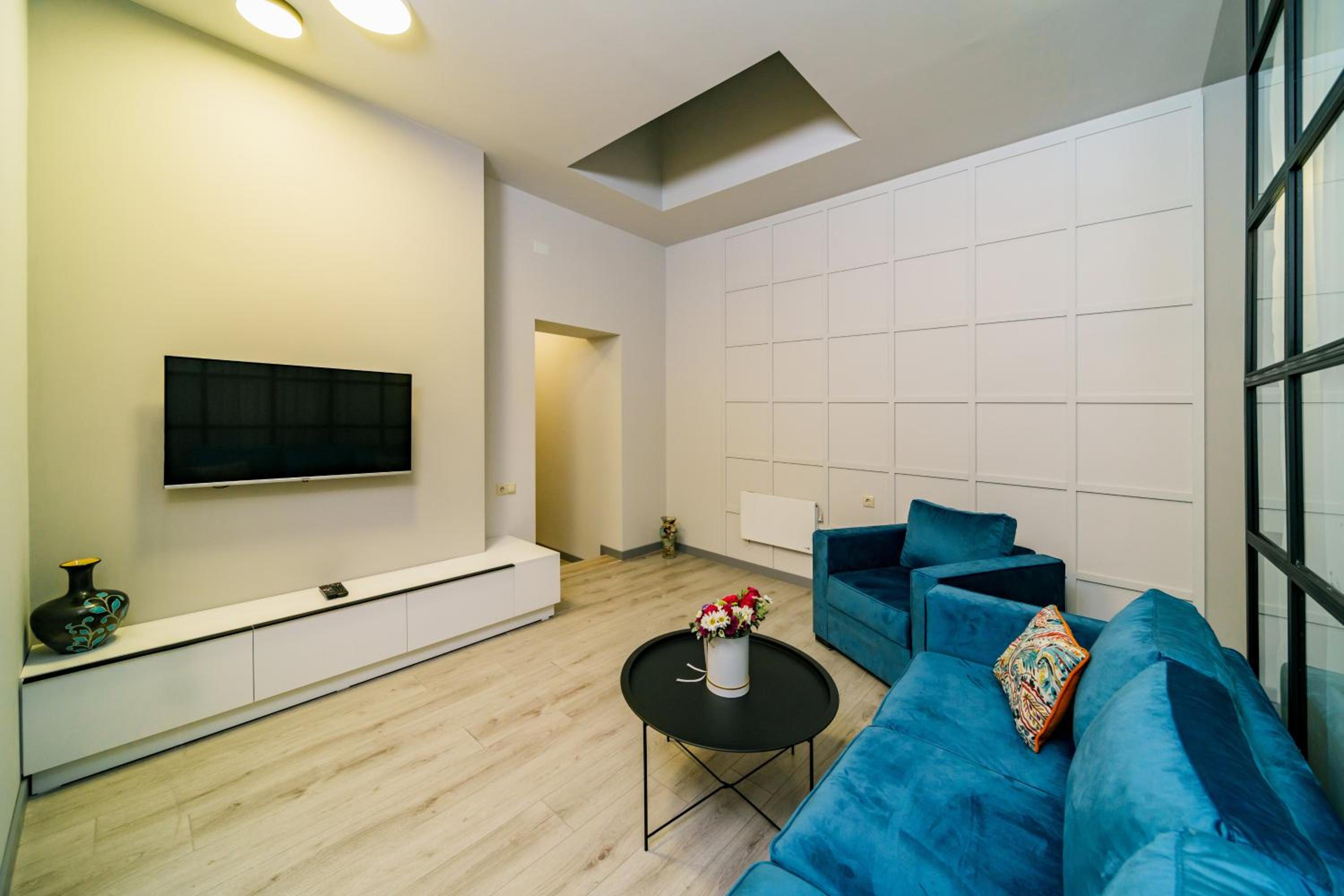 Rooftop Cityview Apartment by Sweet Home