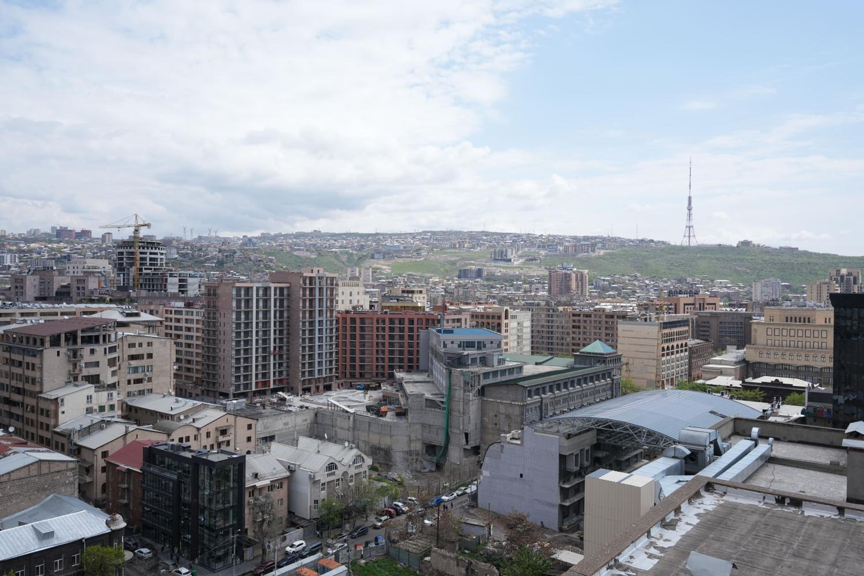 Rooftop Cityview Apartment by Sweet Home