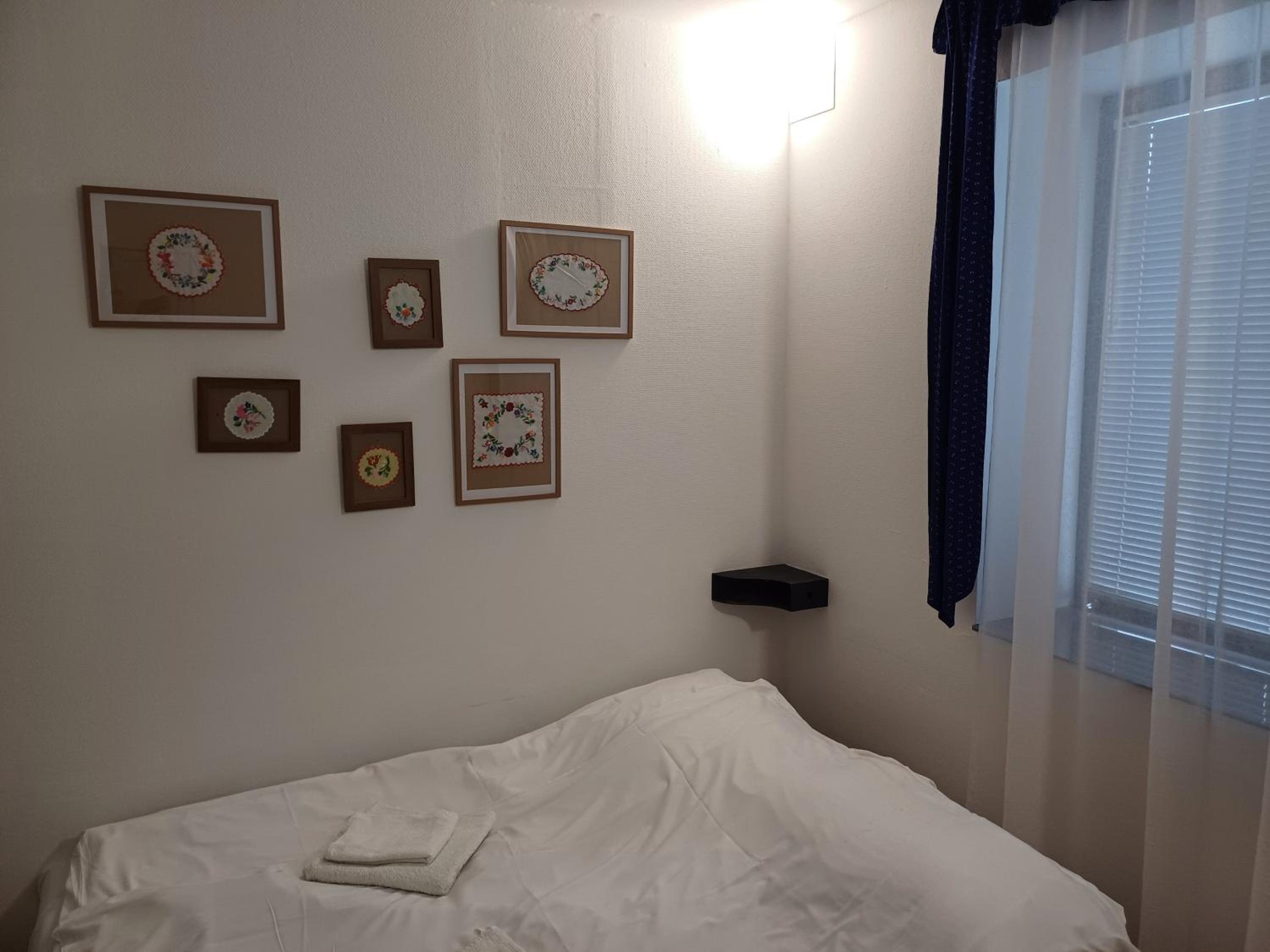 Photo 44