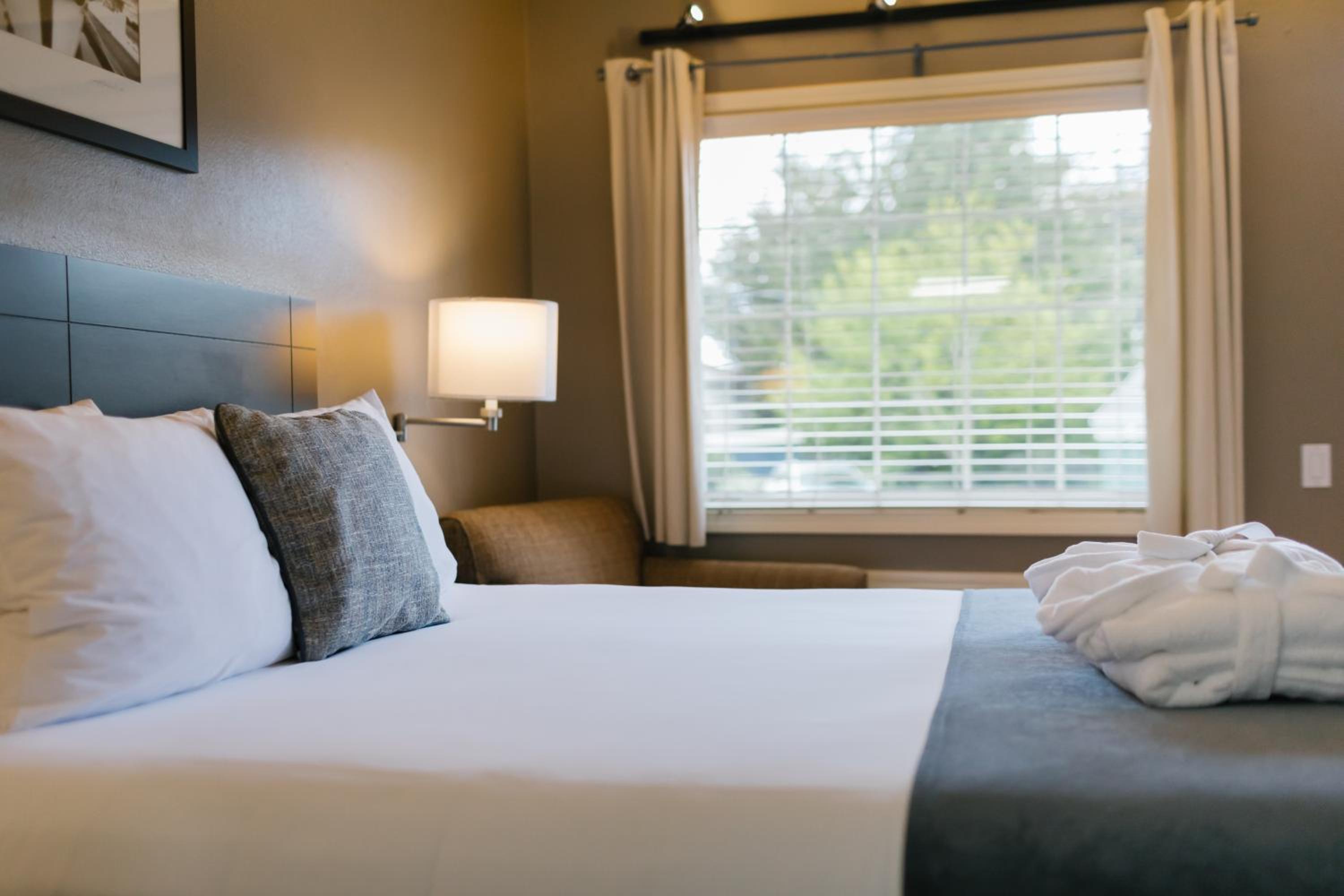 Earthbox Inn & Spa