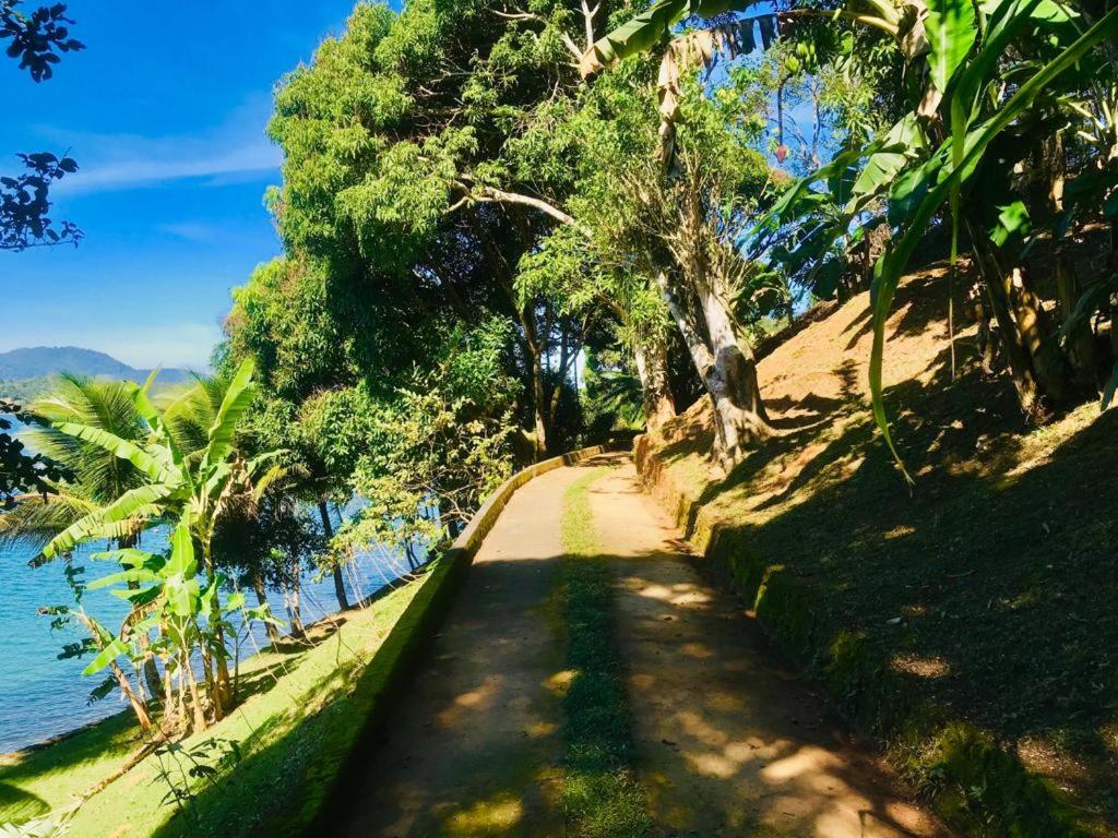 ilha em angra dos reis