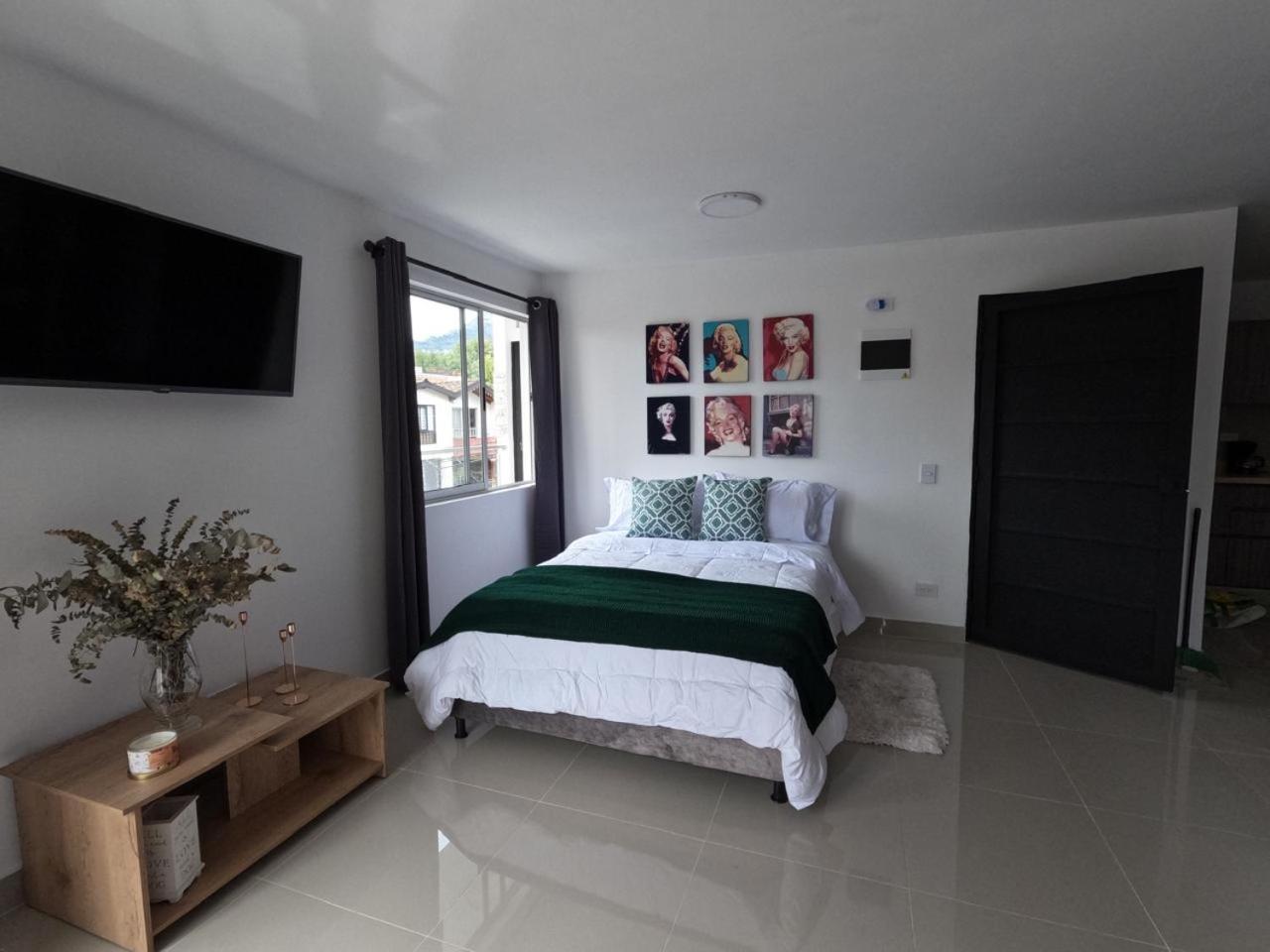 Hermoso Loft cerca al poblado y al metro
