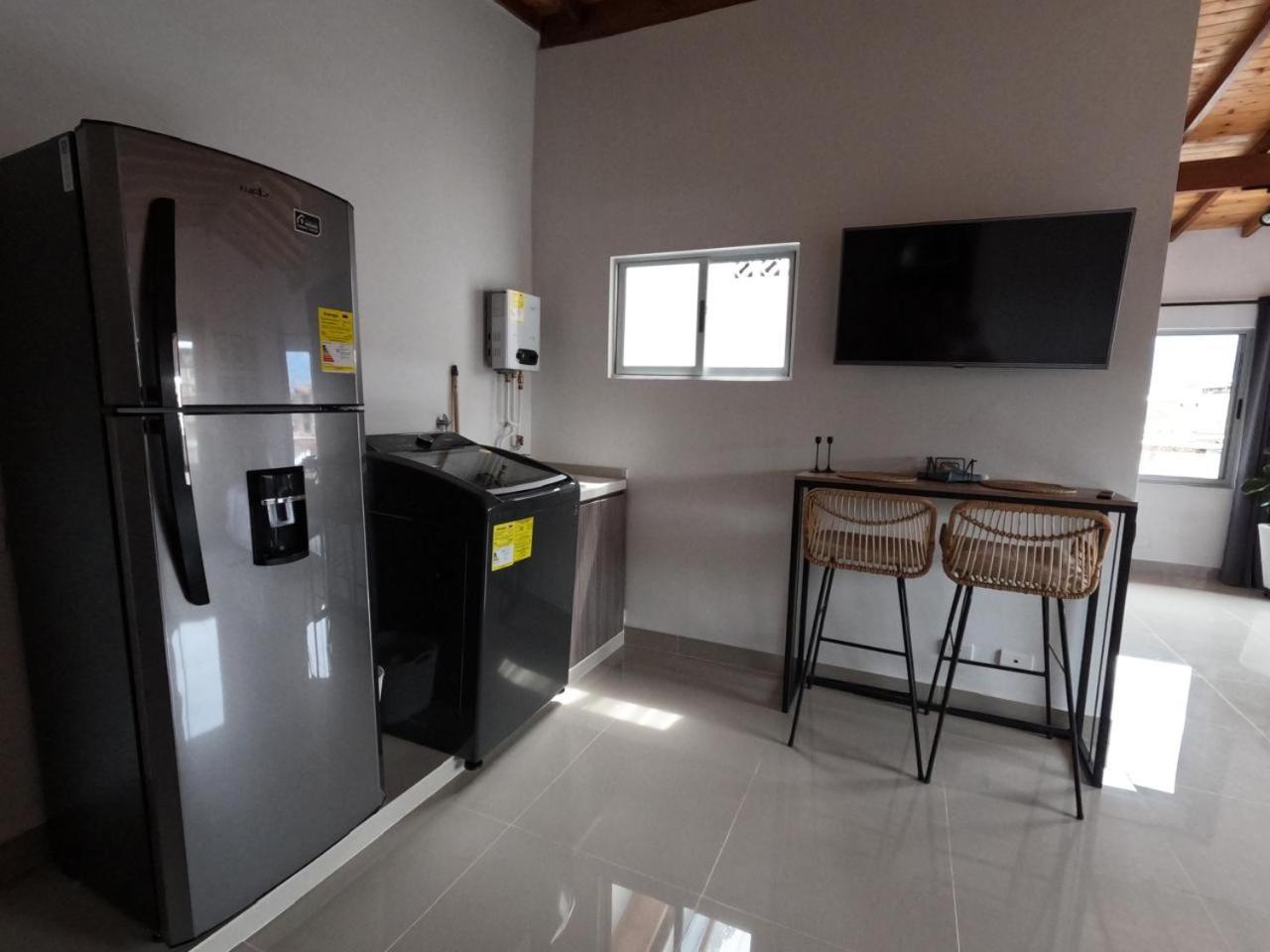 Hermoso Loft cerca al poblado y al metro