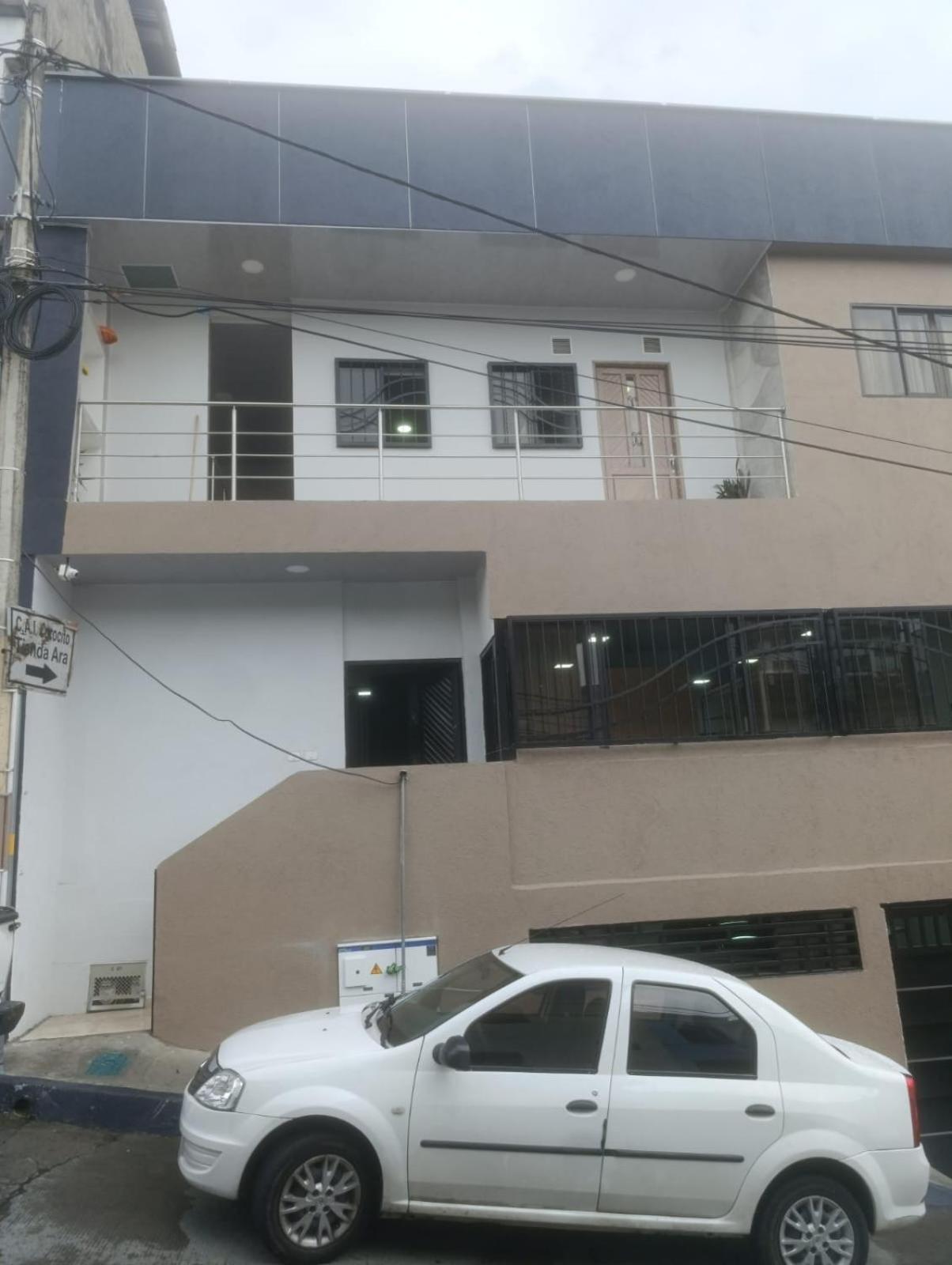 Apartamento en av circunvalar Pereira