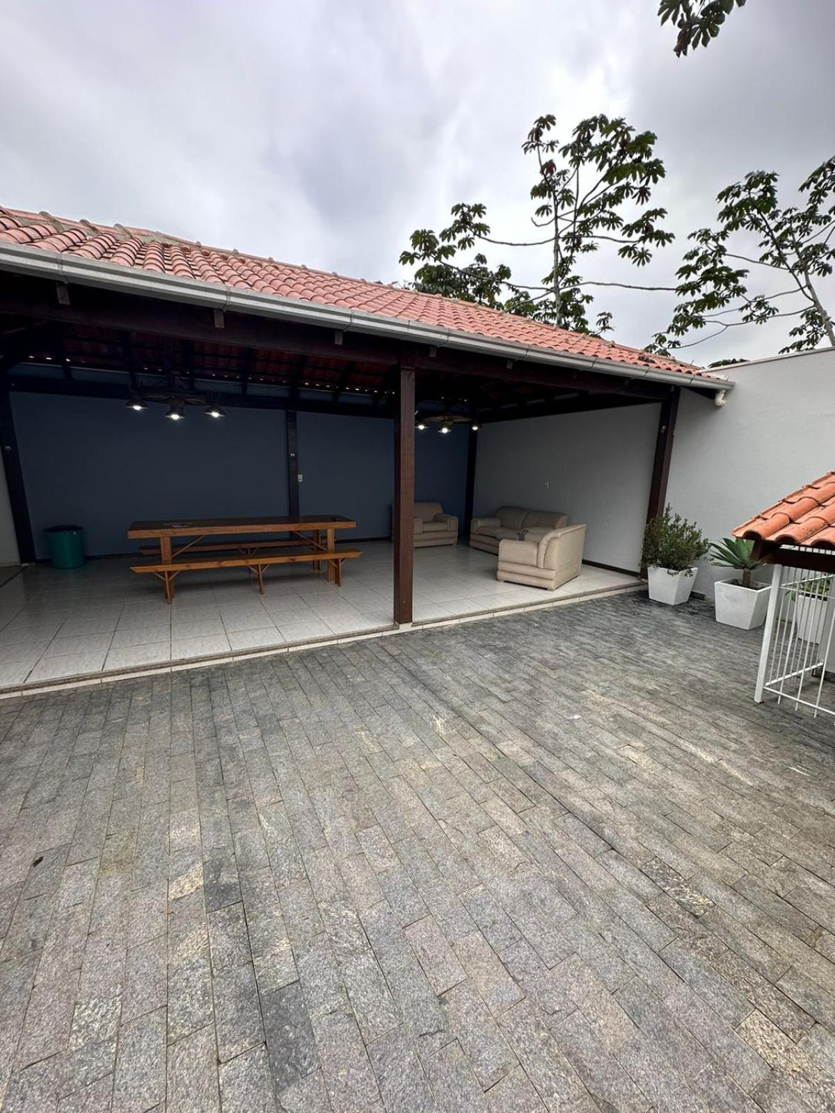 Casa Oktober prox Vilagermanica