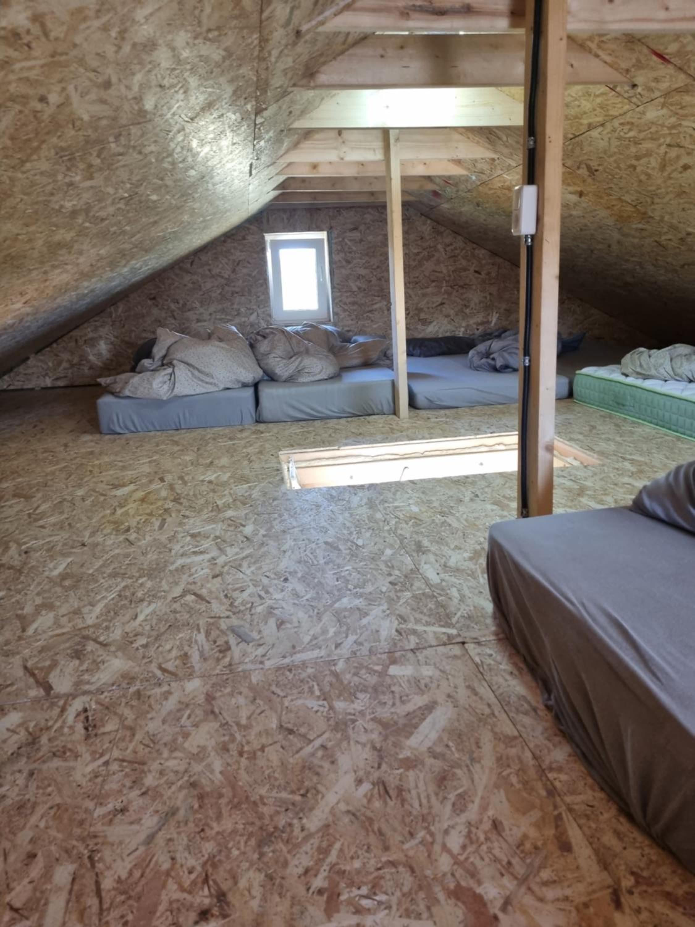 Namelis su sauna ir jakuzi