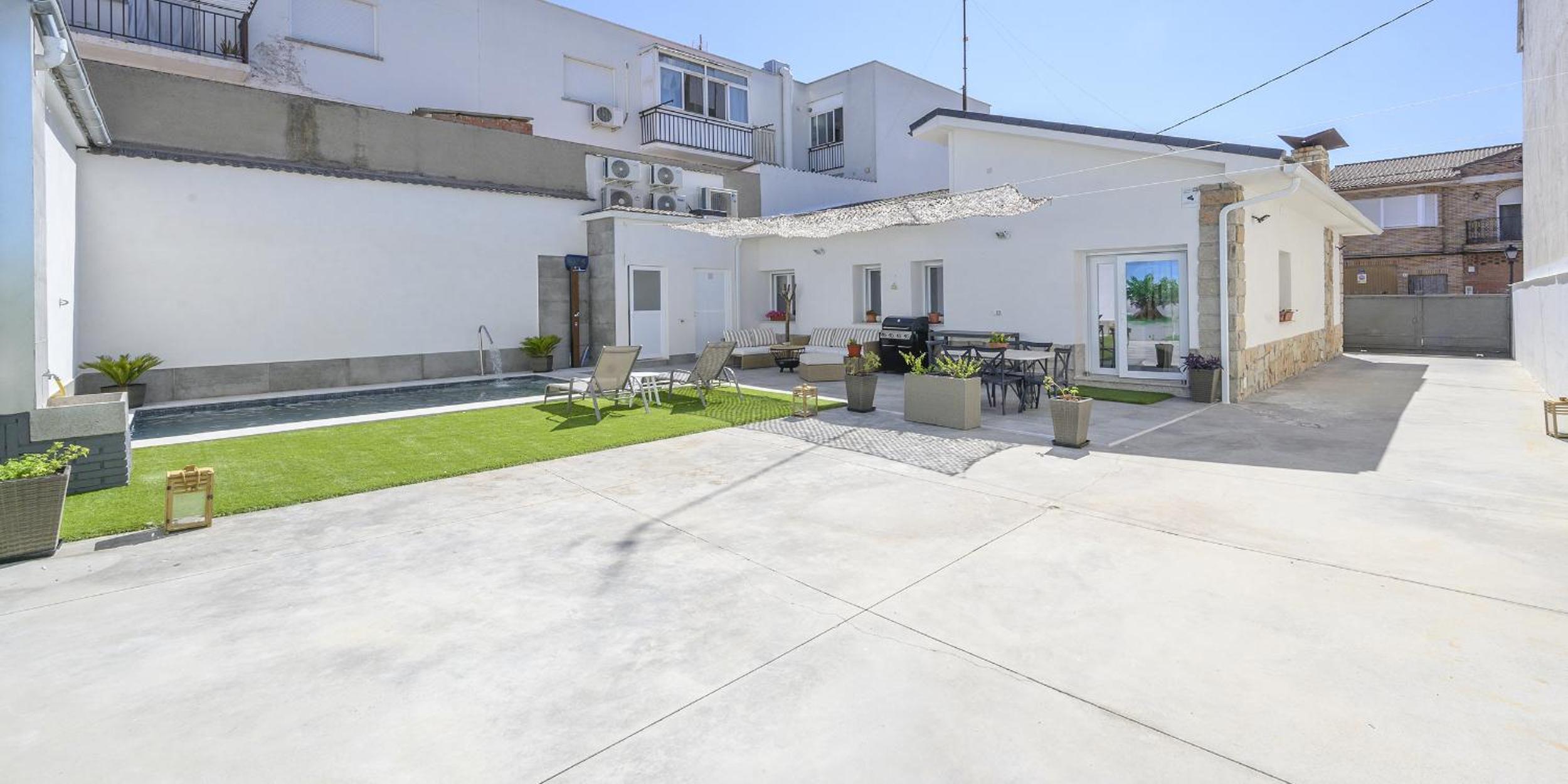 outdoor activities & amenities