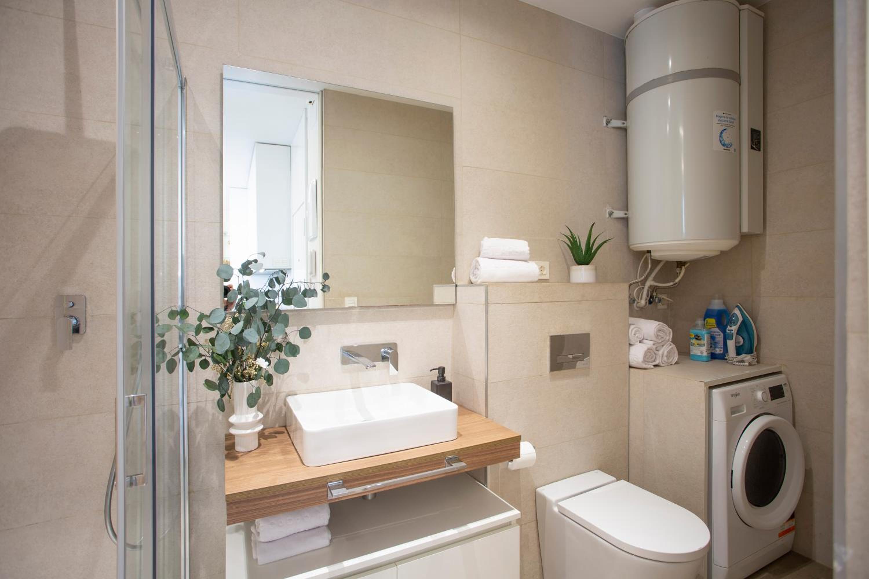 SingularStays Plaza Redonda II