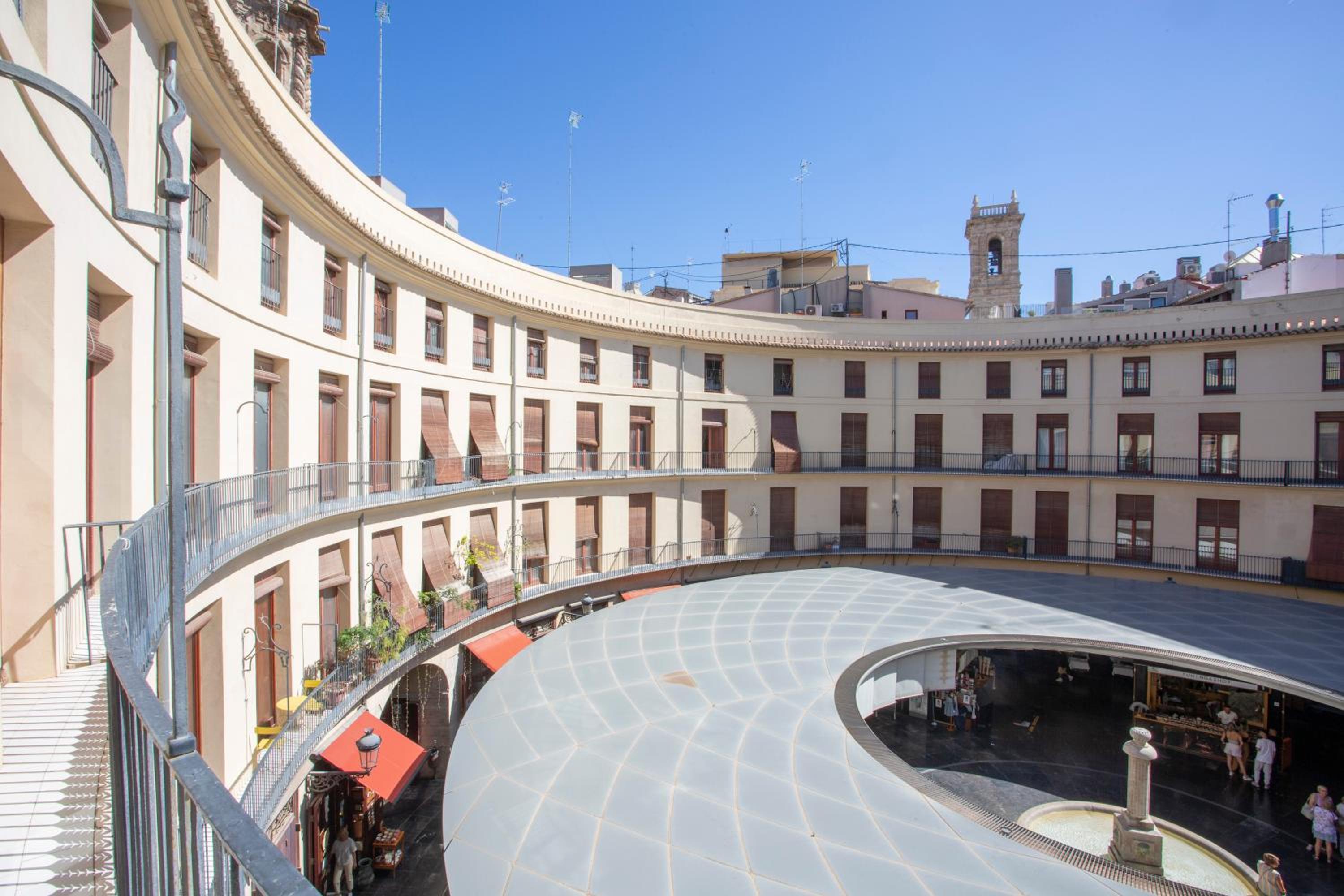 SingularStays Plaza Redonda II