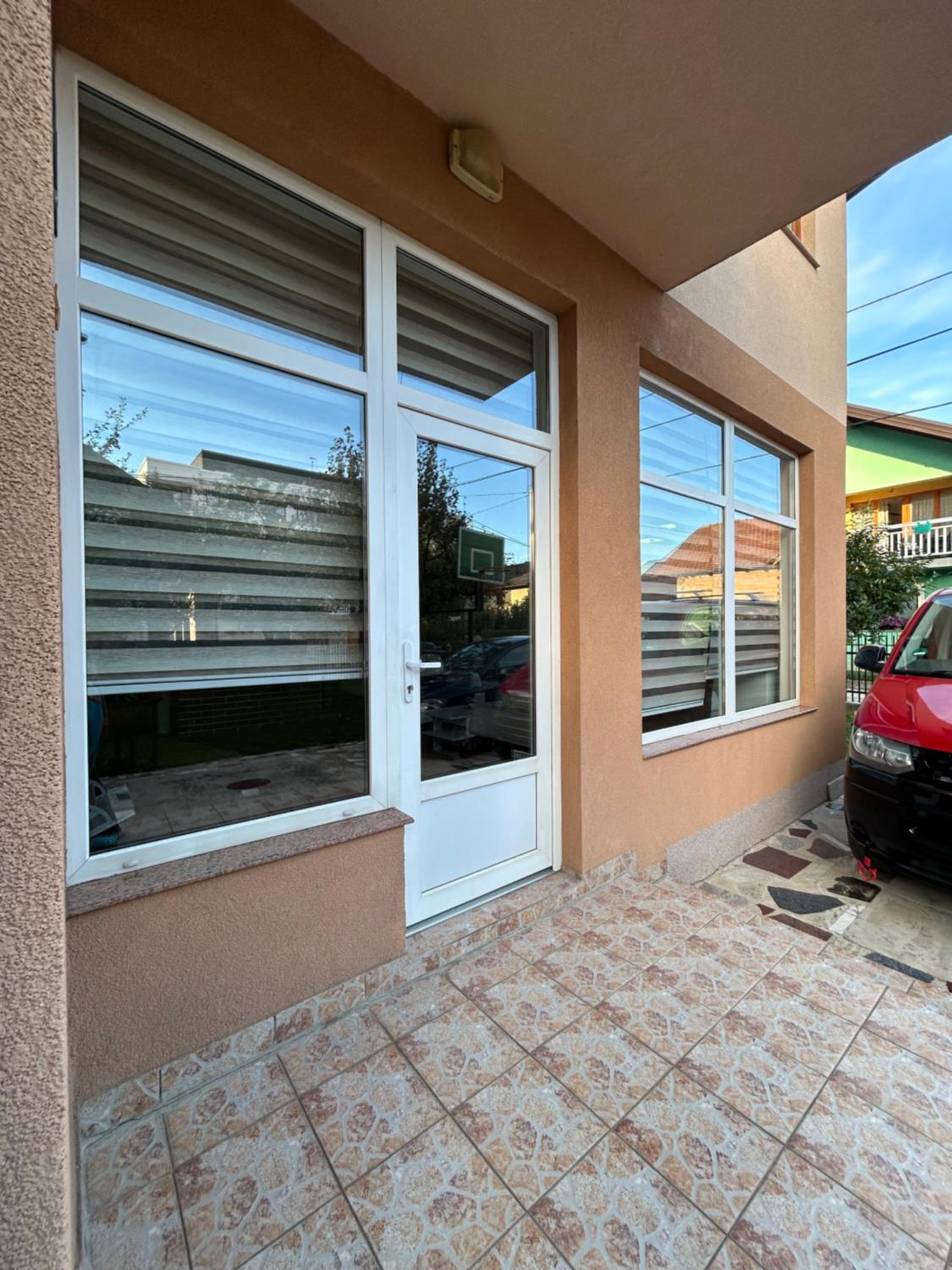 La Bocca Apartment - Airport, Parking, AC, Bidet, Coffee Machine, PS3