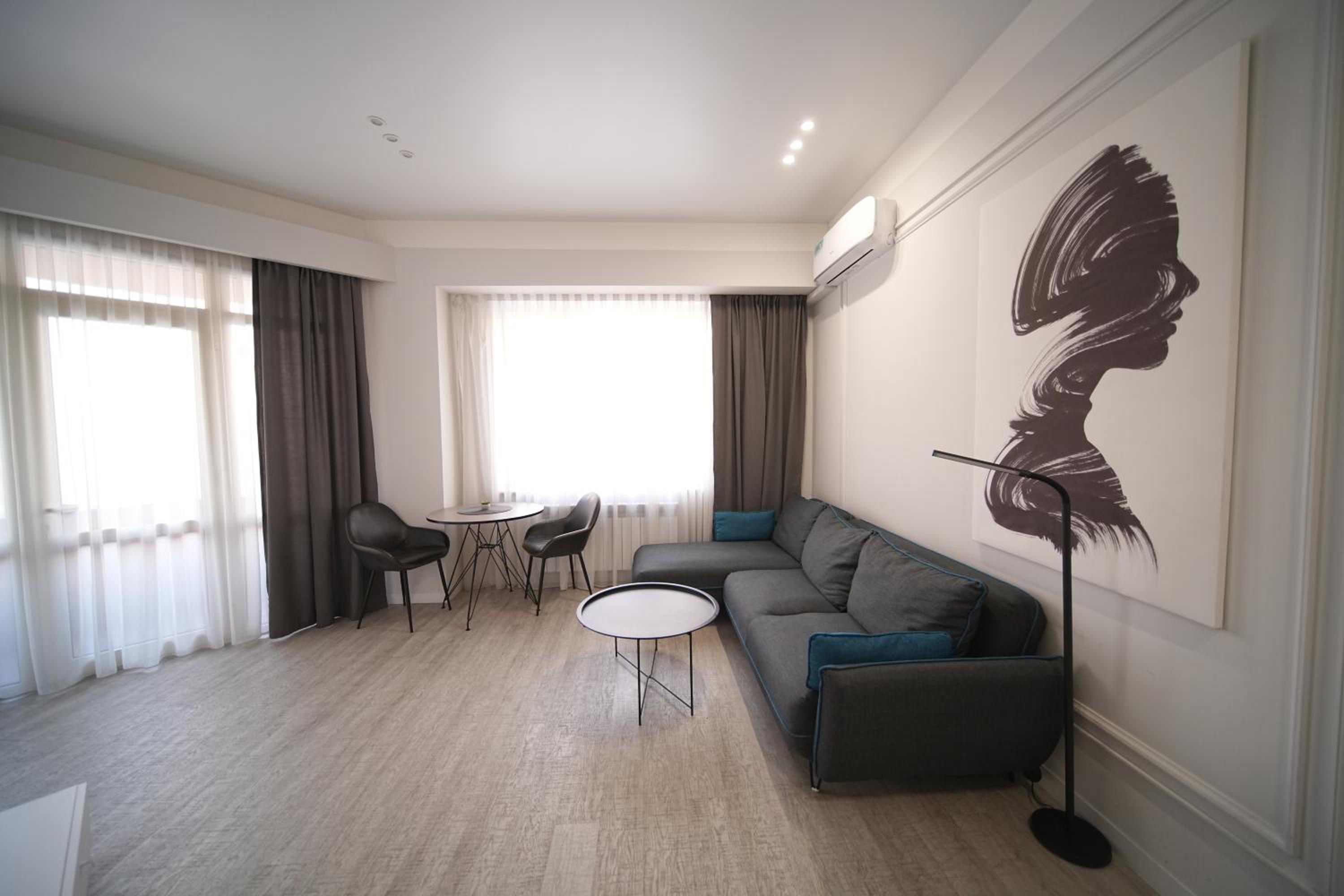 Sweet Home - Superior Apartment With Balcony