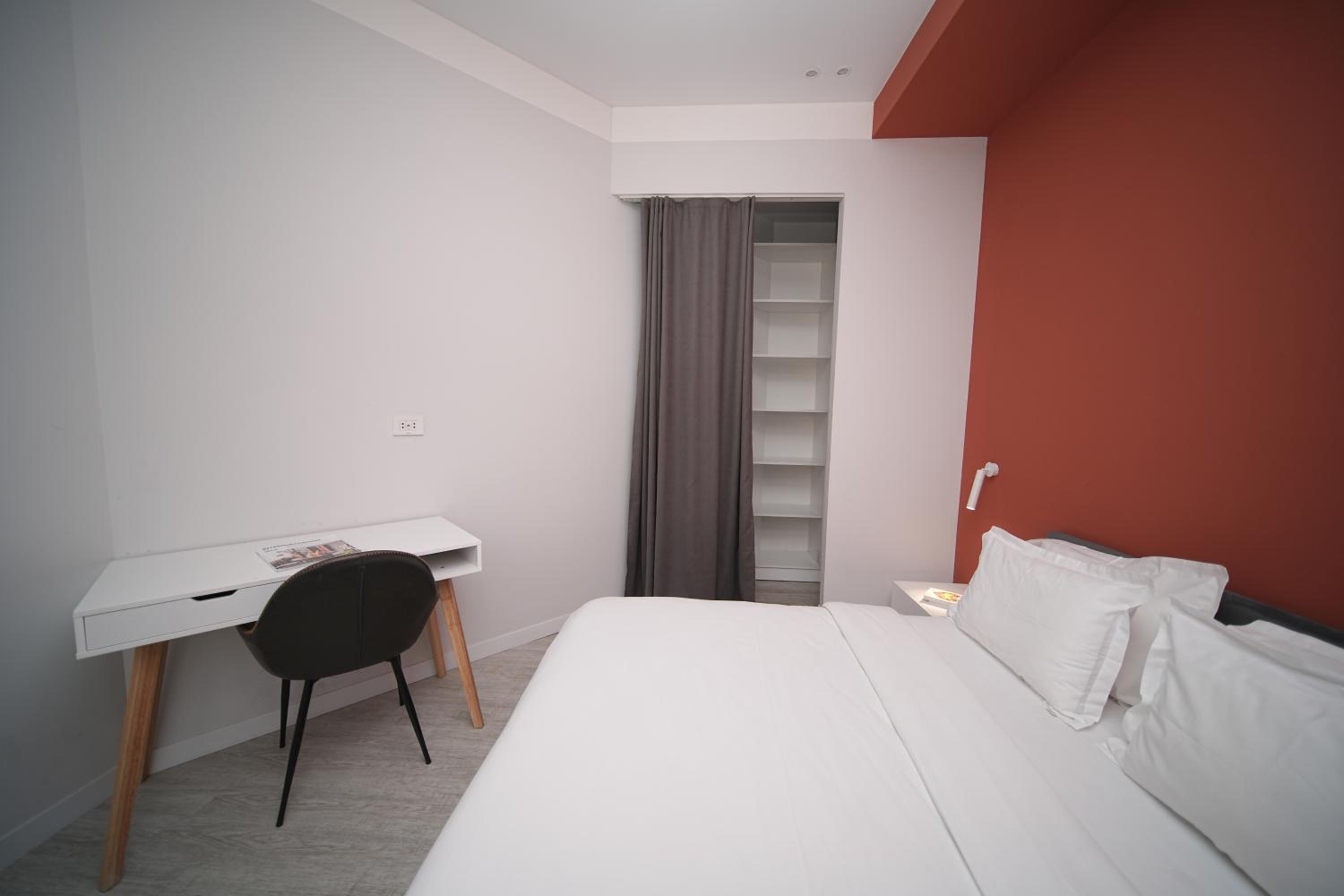 Sweet Home - Superior Apartment With Balcony