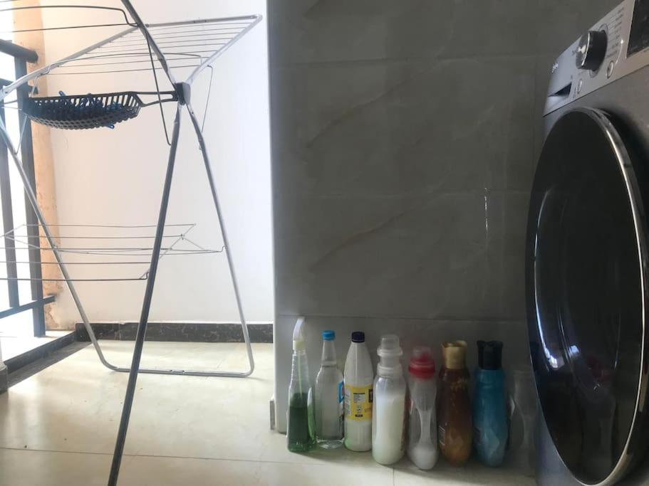1 Br Gretchen leafy home-with view & sunset, gym, parking, Wifi, hairdryer, washing machine view 2