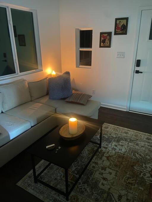 Sleeps 5-6 Near RRG-Hot Tub-Nice Sunrise-Quiet