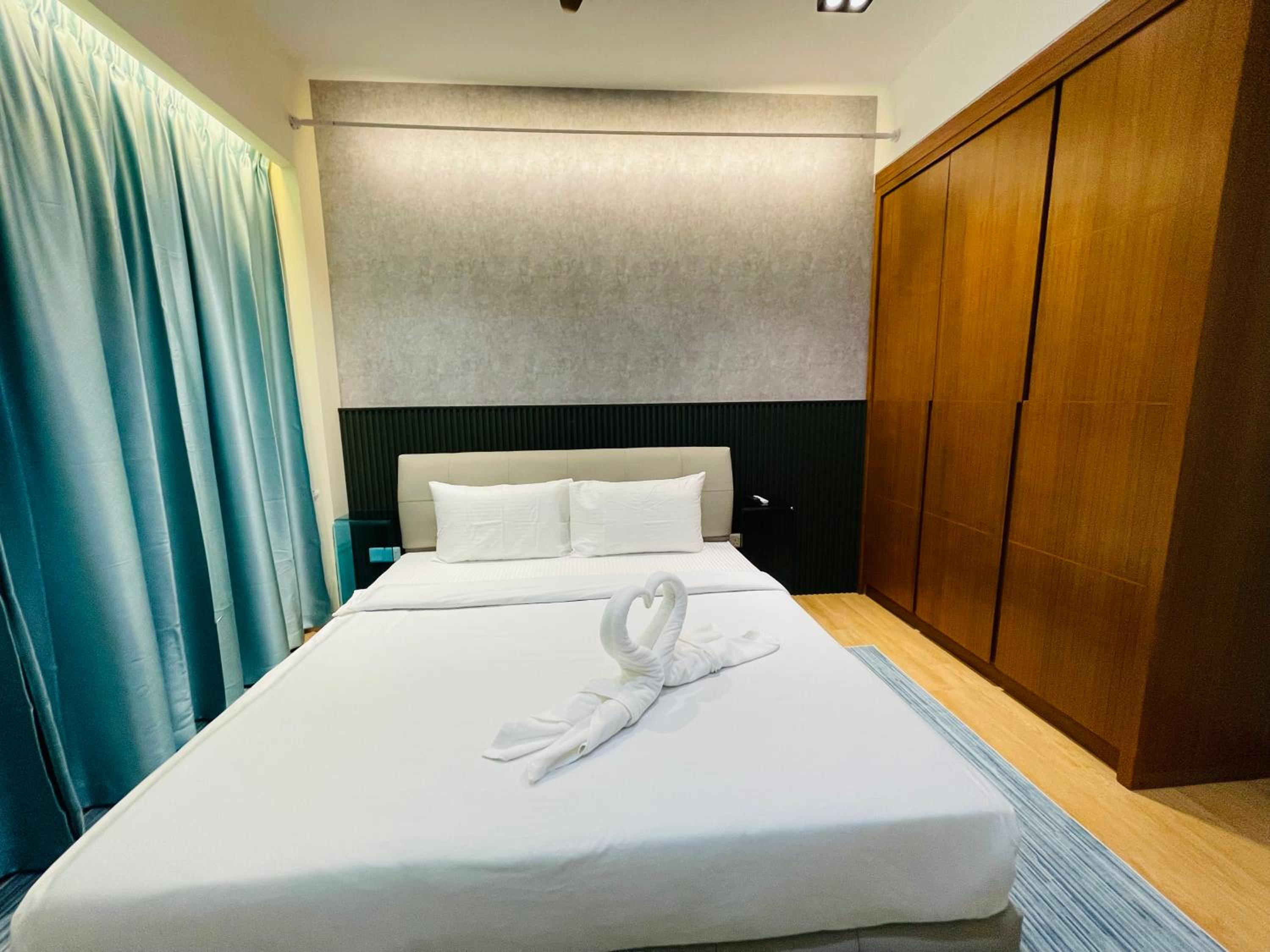 Agile Bukit Bintang Kuala Lumpur by Glamourhome