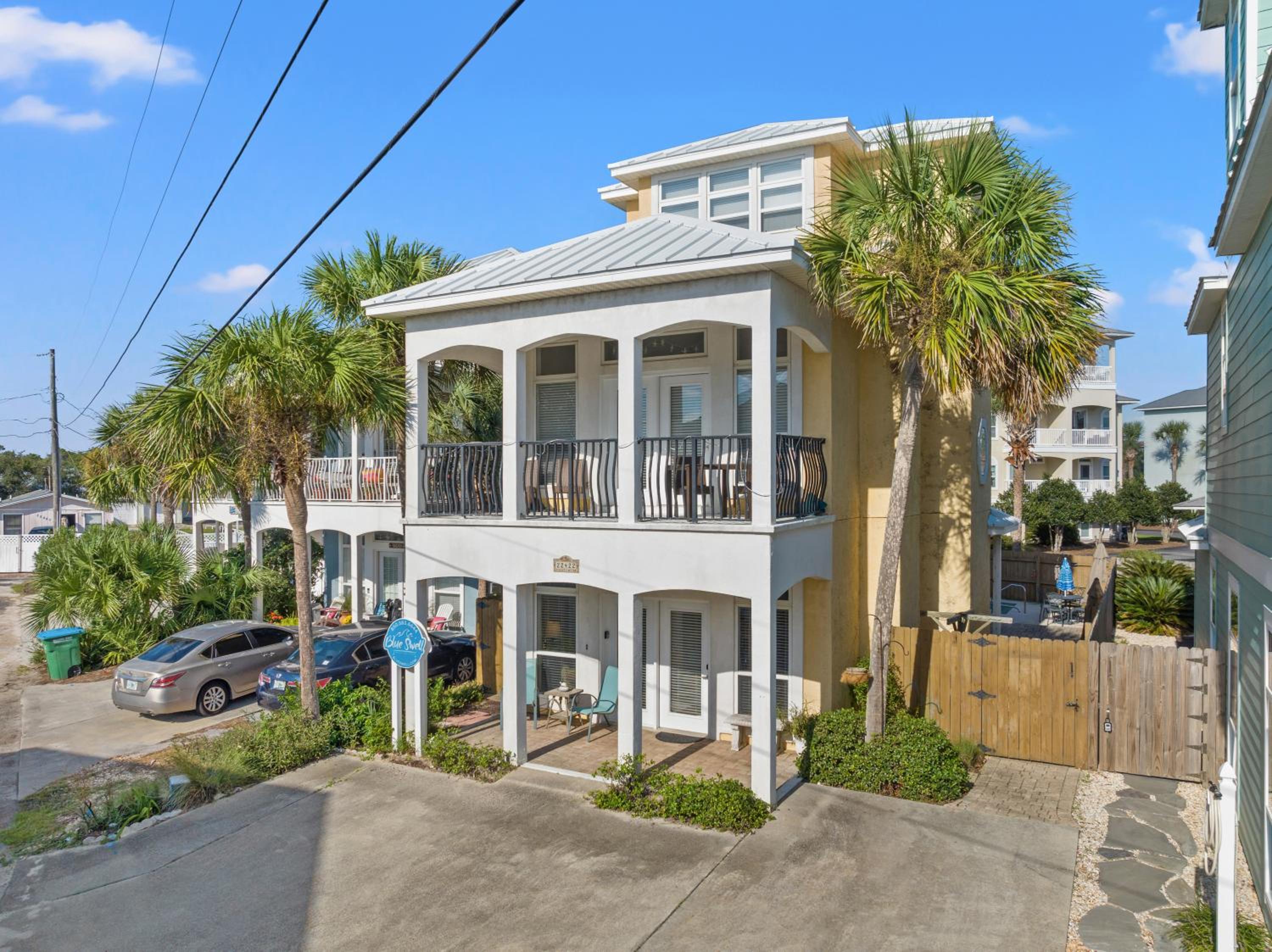 EPIC Beach House with Private Pool, 175 ft to the BEACH, U Gotta See It!