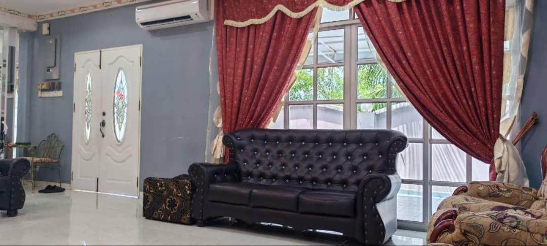 Homestay Banglo Tengah Pekan photo 6