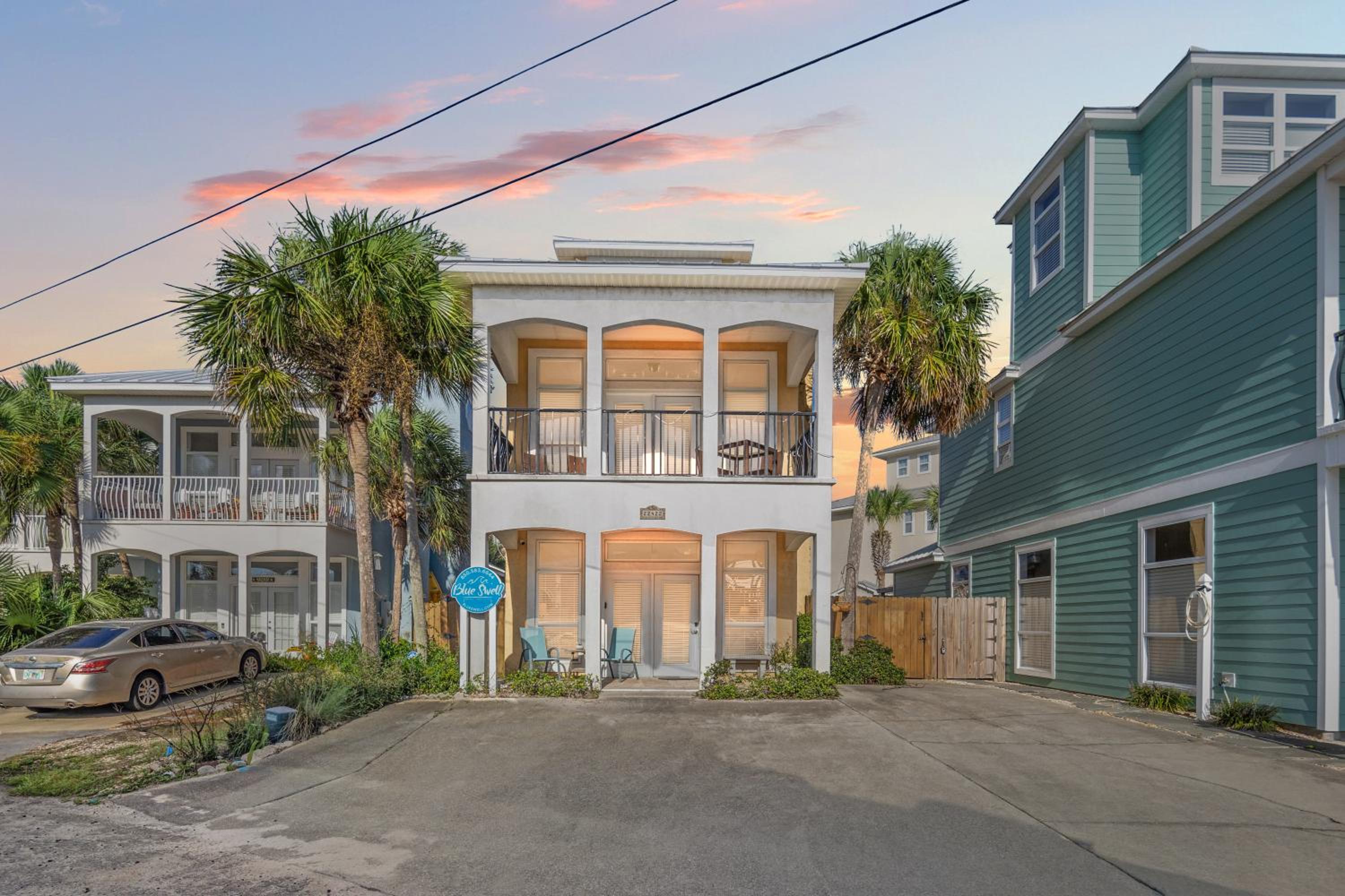 EPIC Beach House with Private Pool, 175 ft to the BEACH, U Gotta See It!