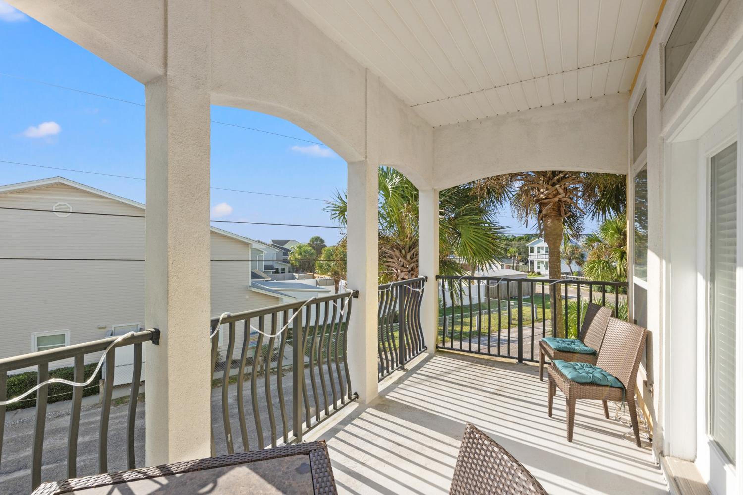 EPIC Beach House with Private Pool, 175 ft to the BEACH, U Gotta See It!