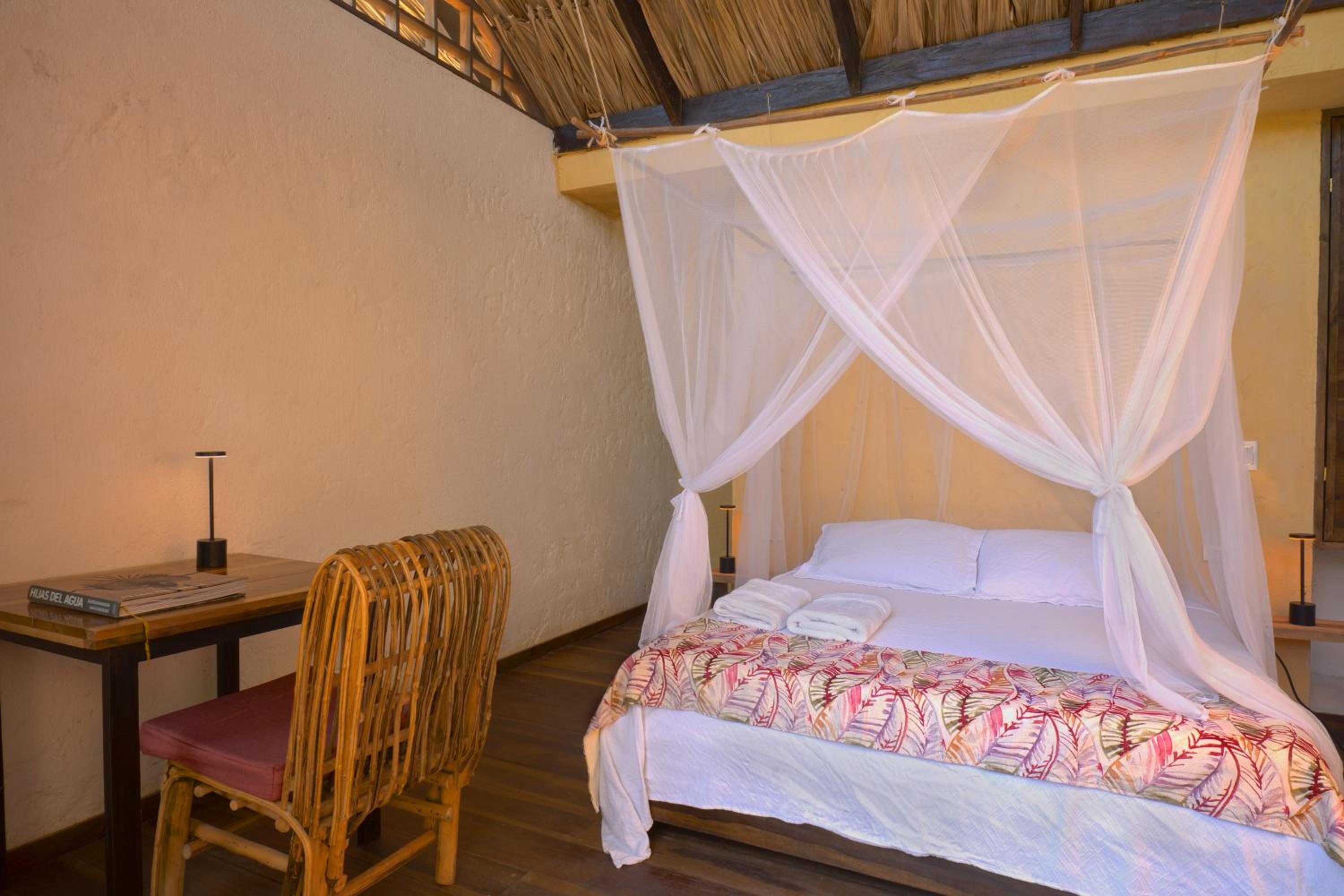 Haku hotel
