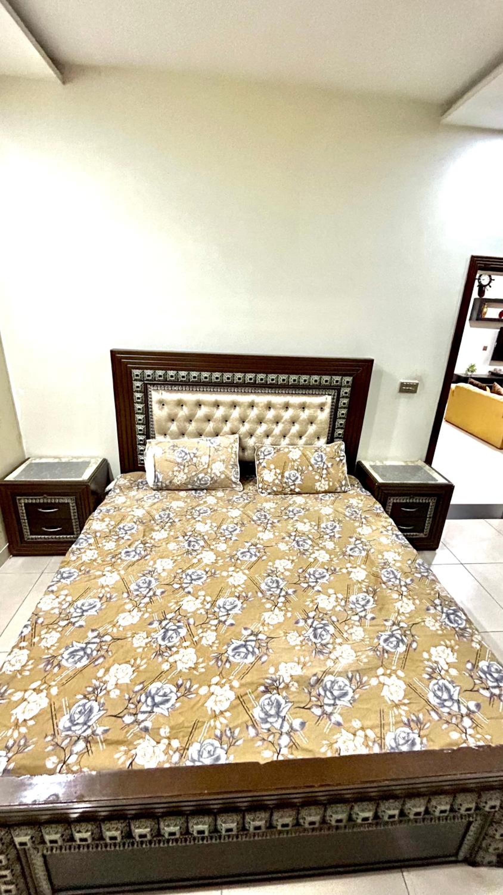 Luxury House in Bahria Town view 3