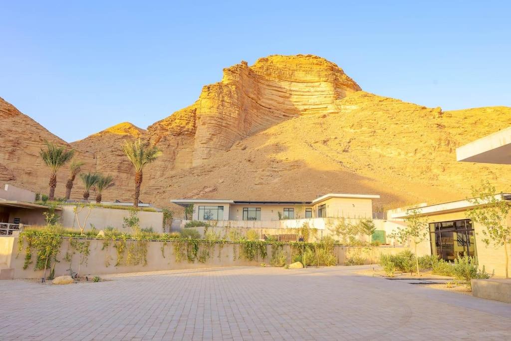 Luxury Desert Farm Private Pool