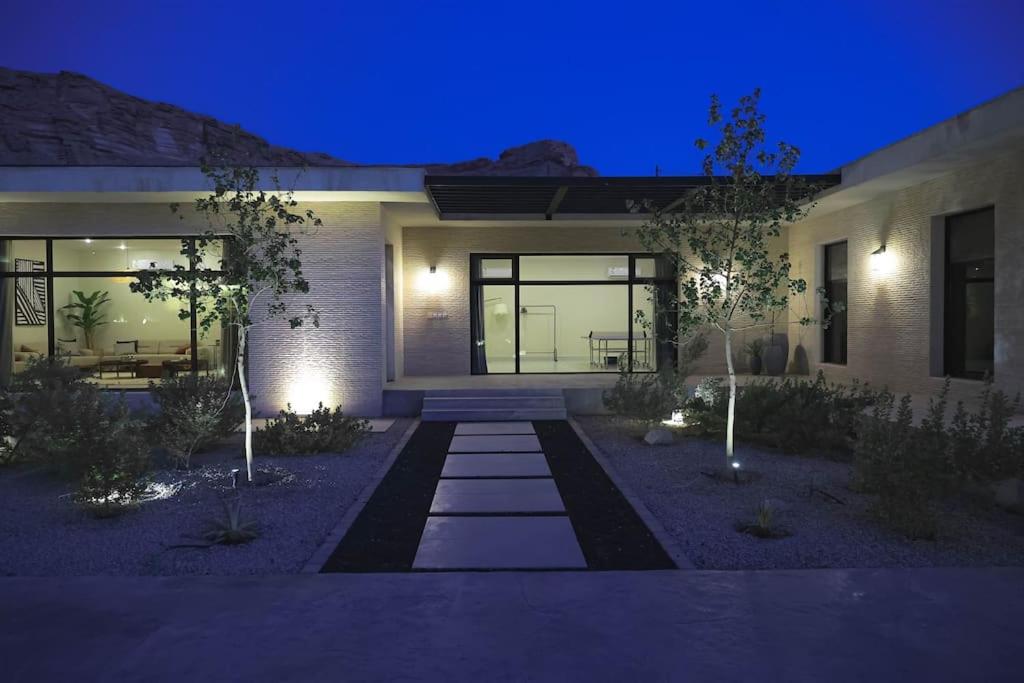 Luxury Desert Farm Private Pool