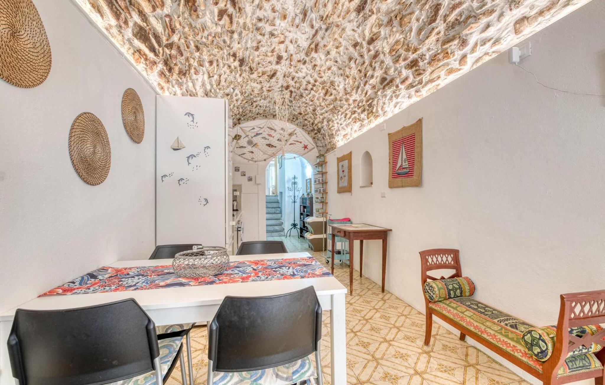 Gorgeous Apartment In Sanremo Im With Wifi view 2