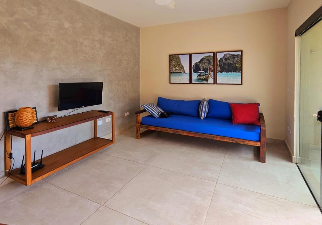 Apto com 2 dorm com churrasqueira e piscina - PG5