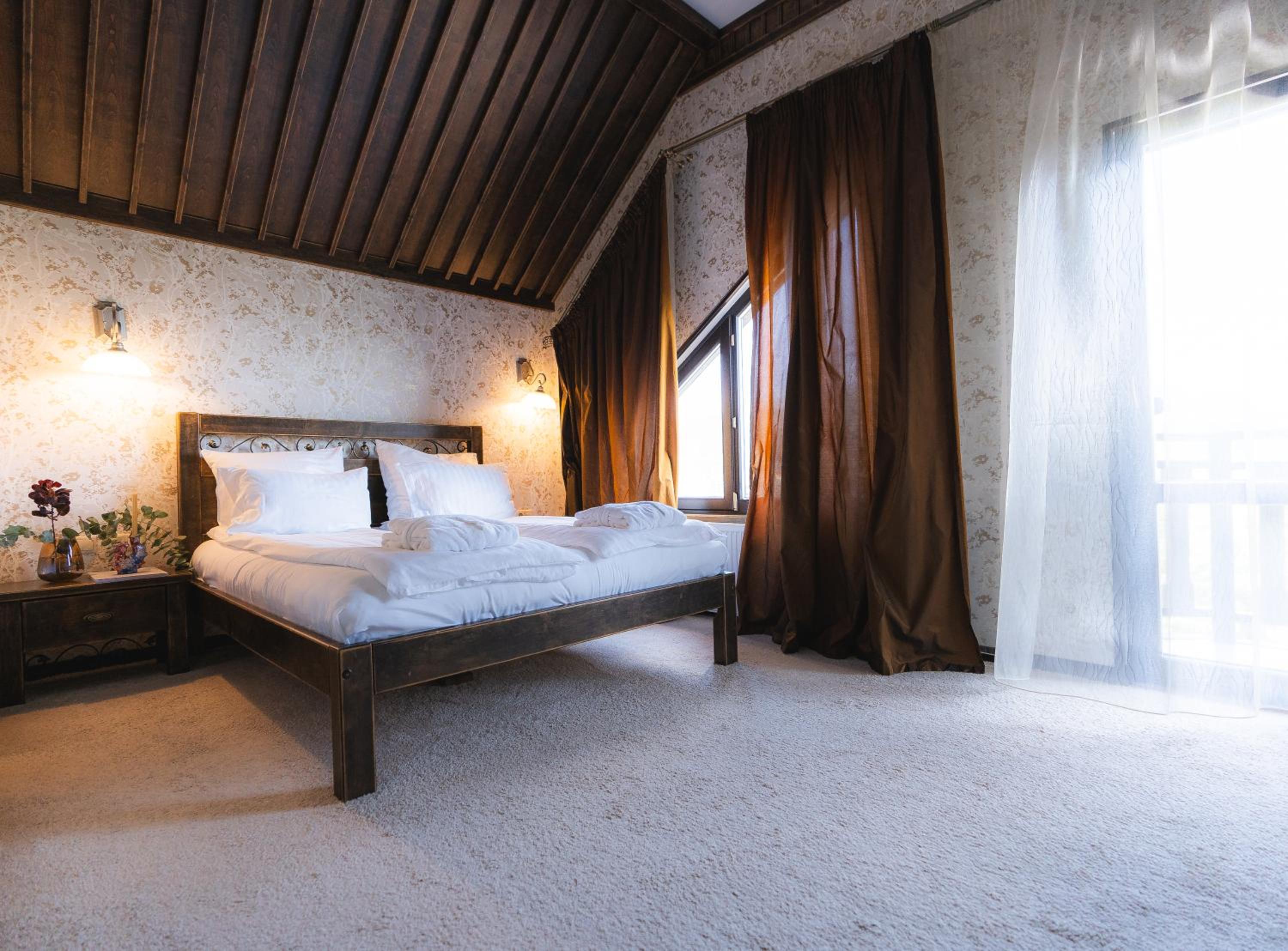 Nordian chalet next to Bukovel ski lift
