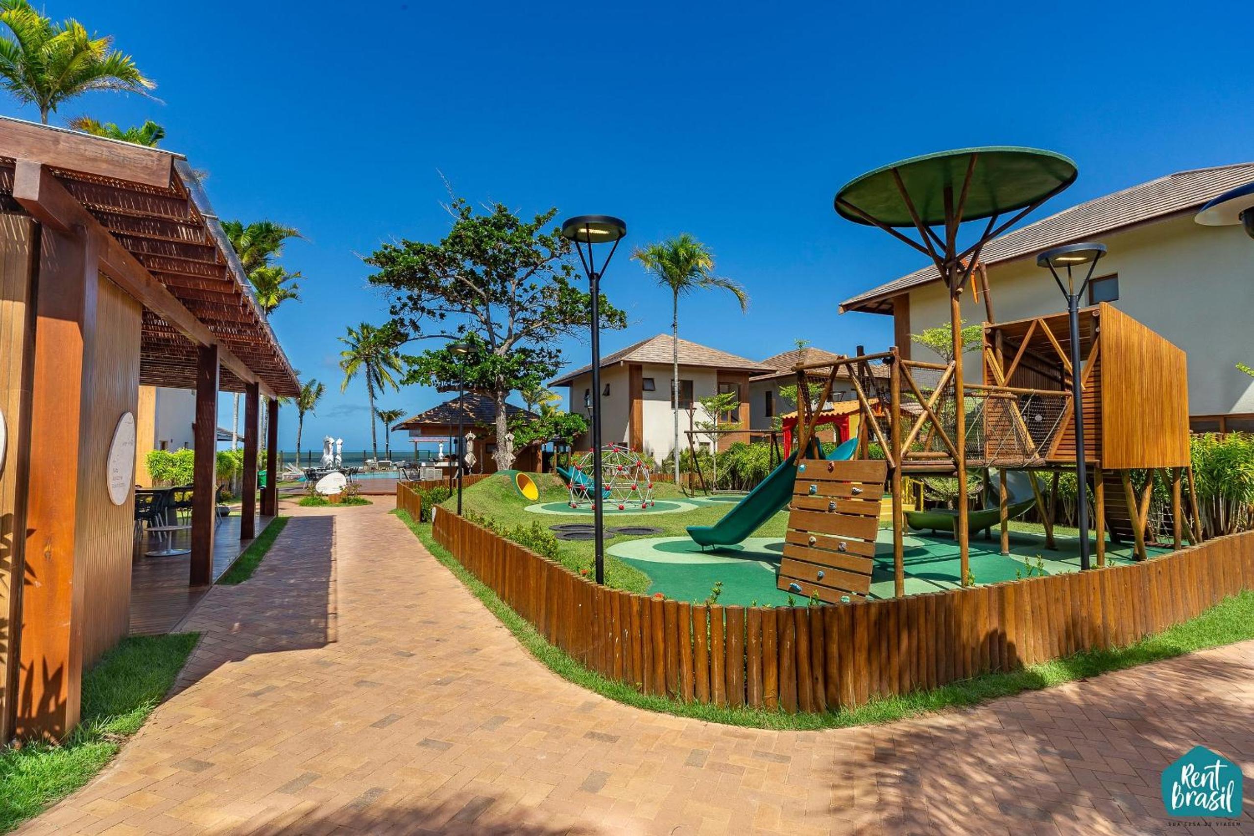 Luxury retreat in Itacimirim