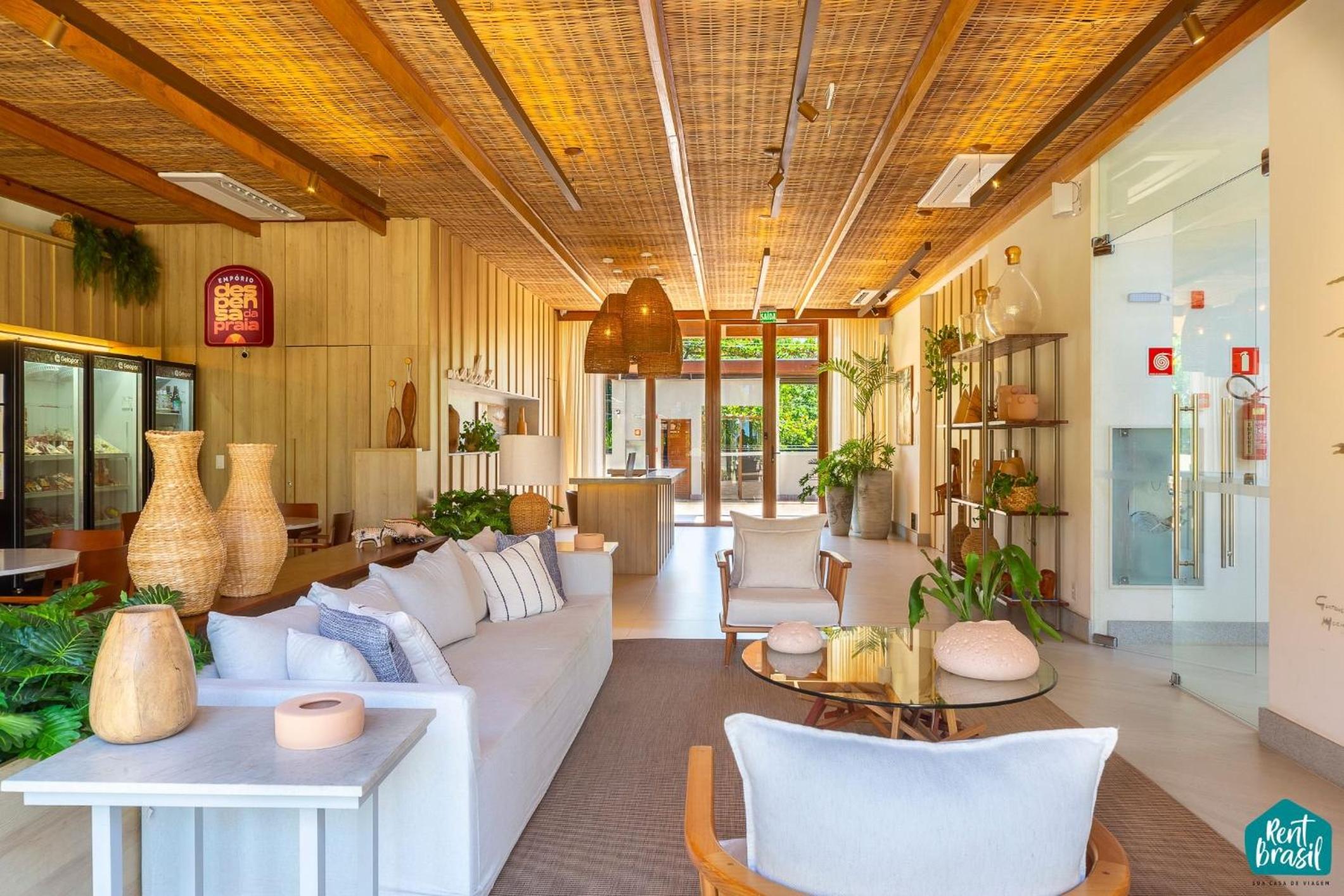 Luxury retreat in Itacimirim