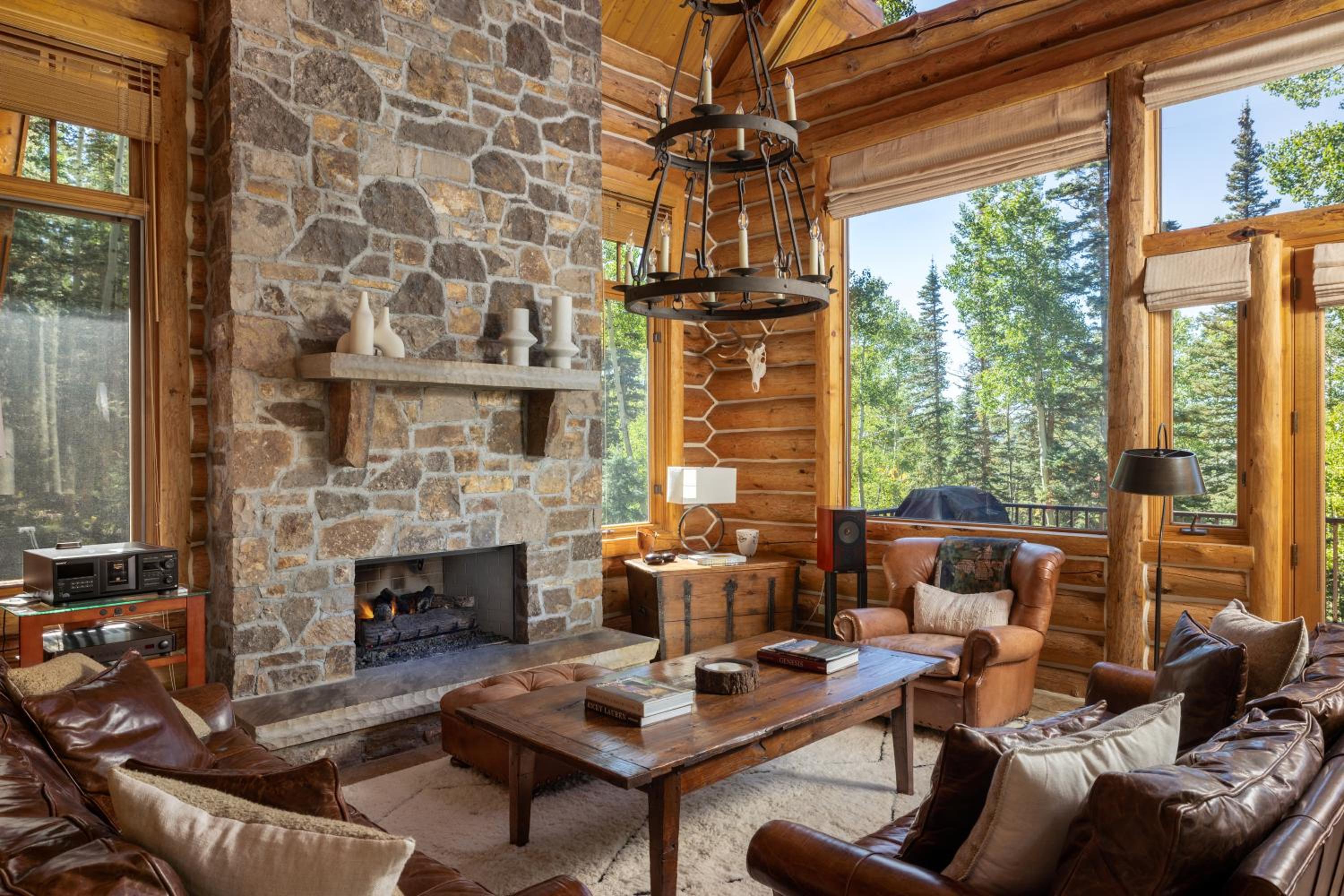 Bear Lodge - Modern log home at easy ski-in-out location view 2