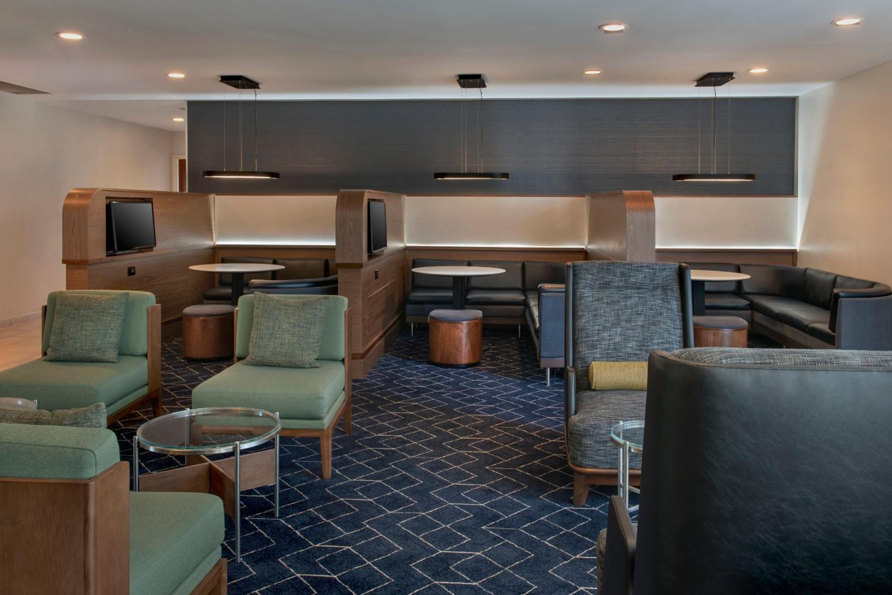 Courtyard by Marriott New Haven Wallingford - Property Image 1