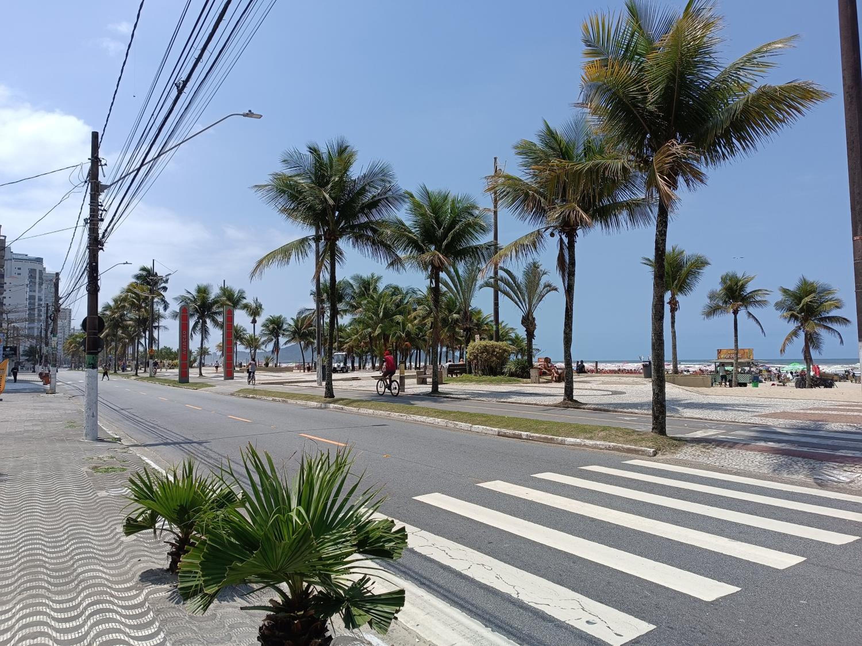 Acorde com o Som do Mar Apto Pé na Areia na Vila Tupi Praia Grande