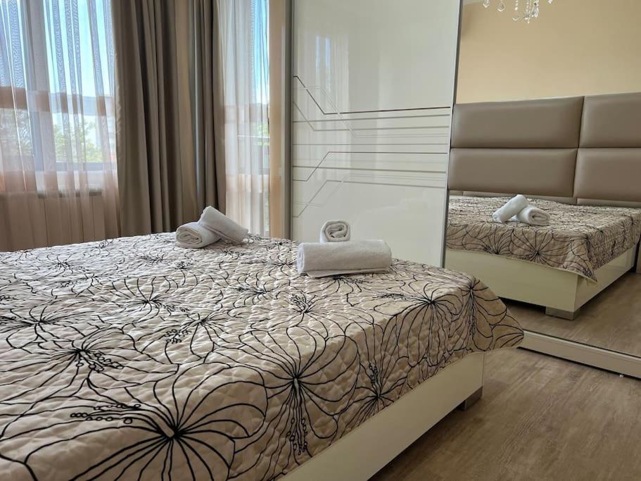 Cozy apartment - free parking