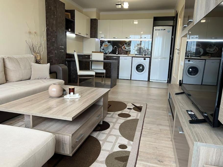 Cozy apartment - free parking